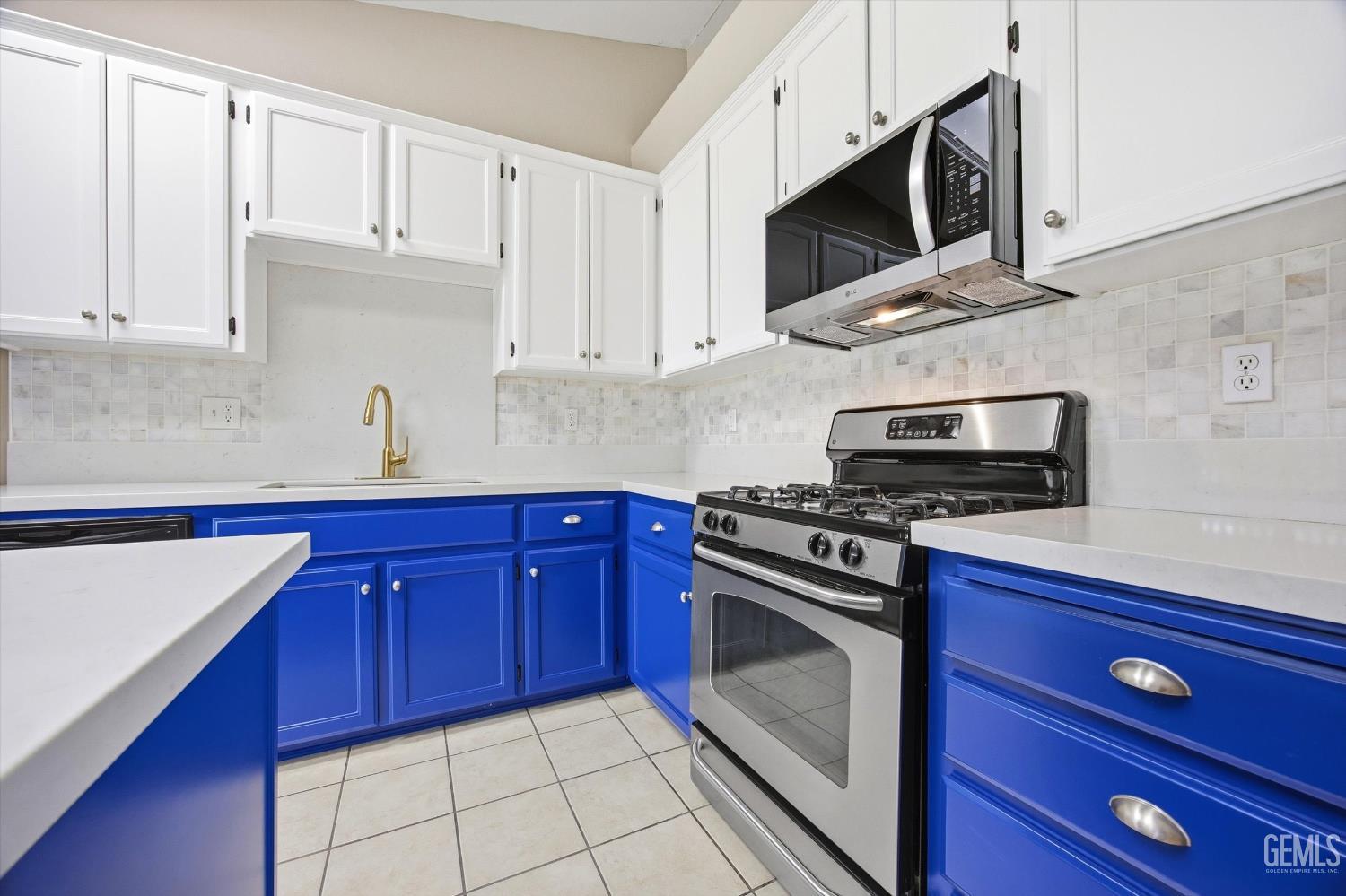 10110 Pyramid Peak Drive — photo 14