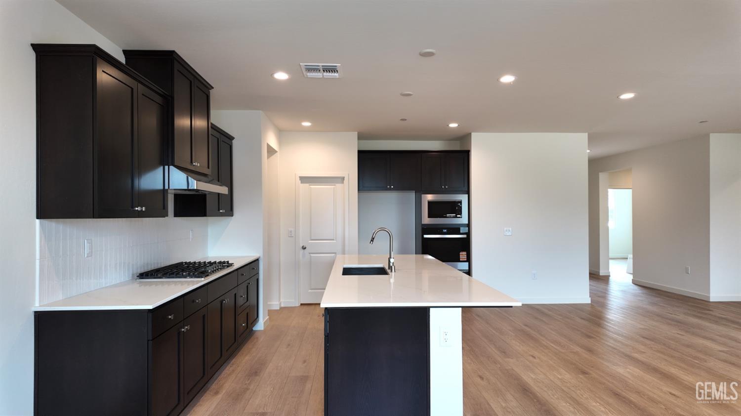 12710 Petaluma Court — photo 4