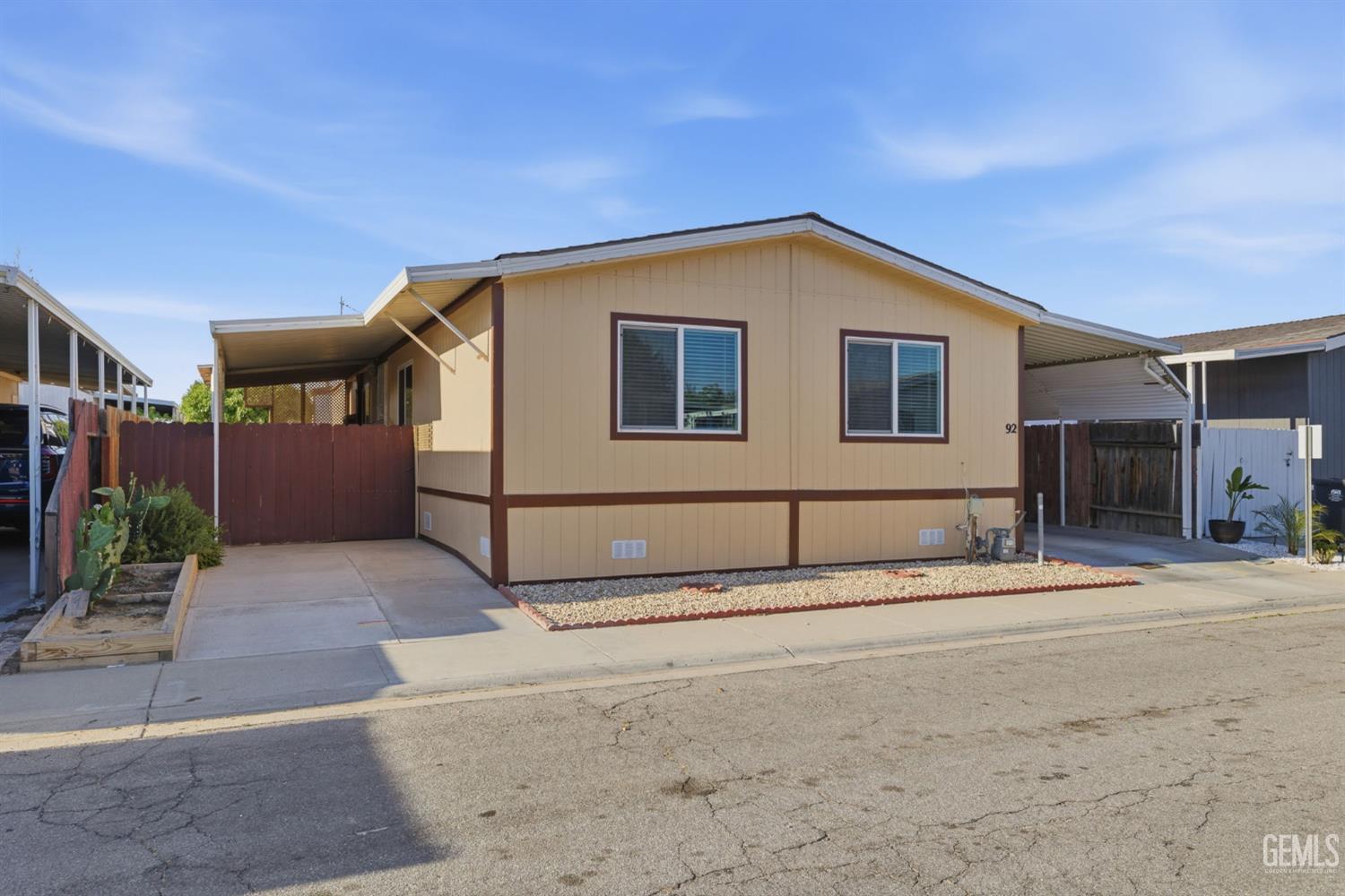 1301 Taft Hwy — photo 2