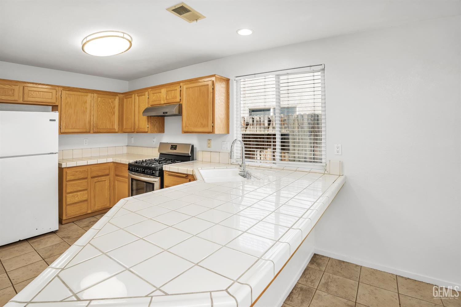 4004 Amur Maple Drive — photo 16