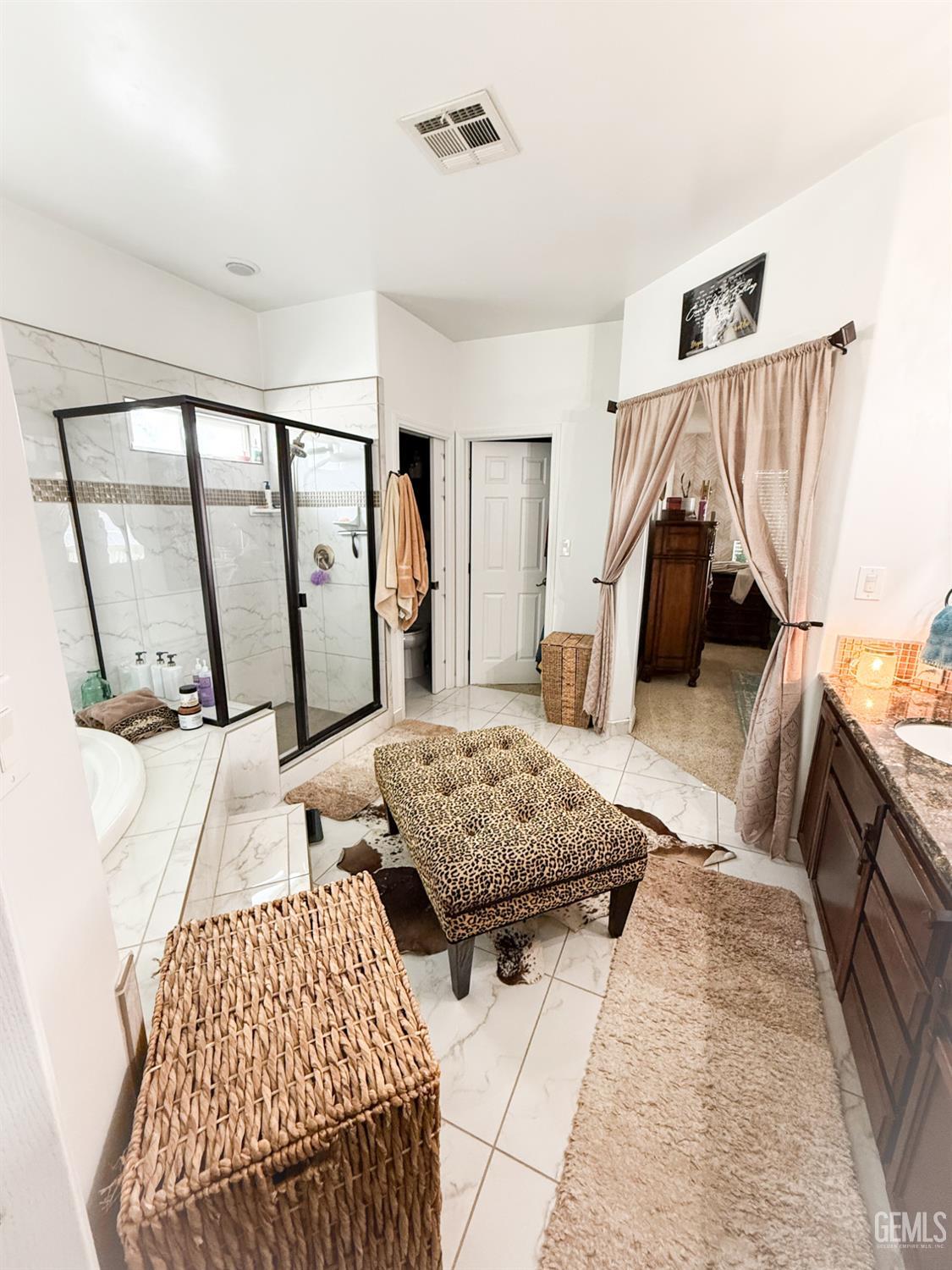 15608 Sammie Avenue — photo 8