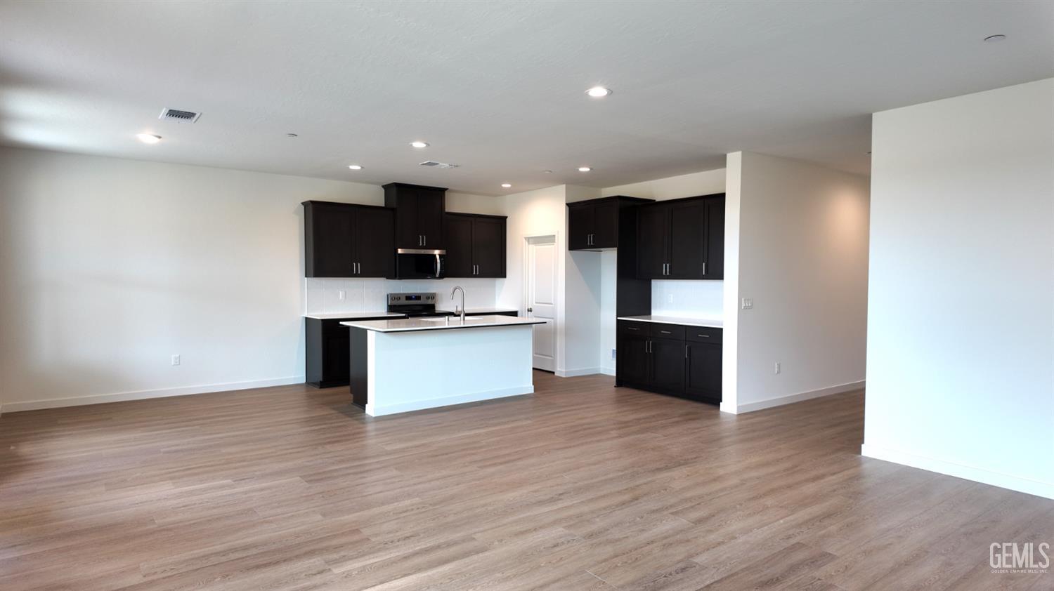 10715 Tatuk Way — photo 2