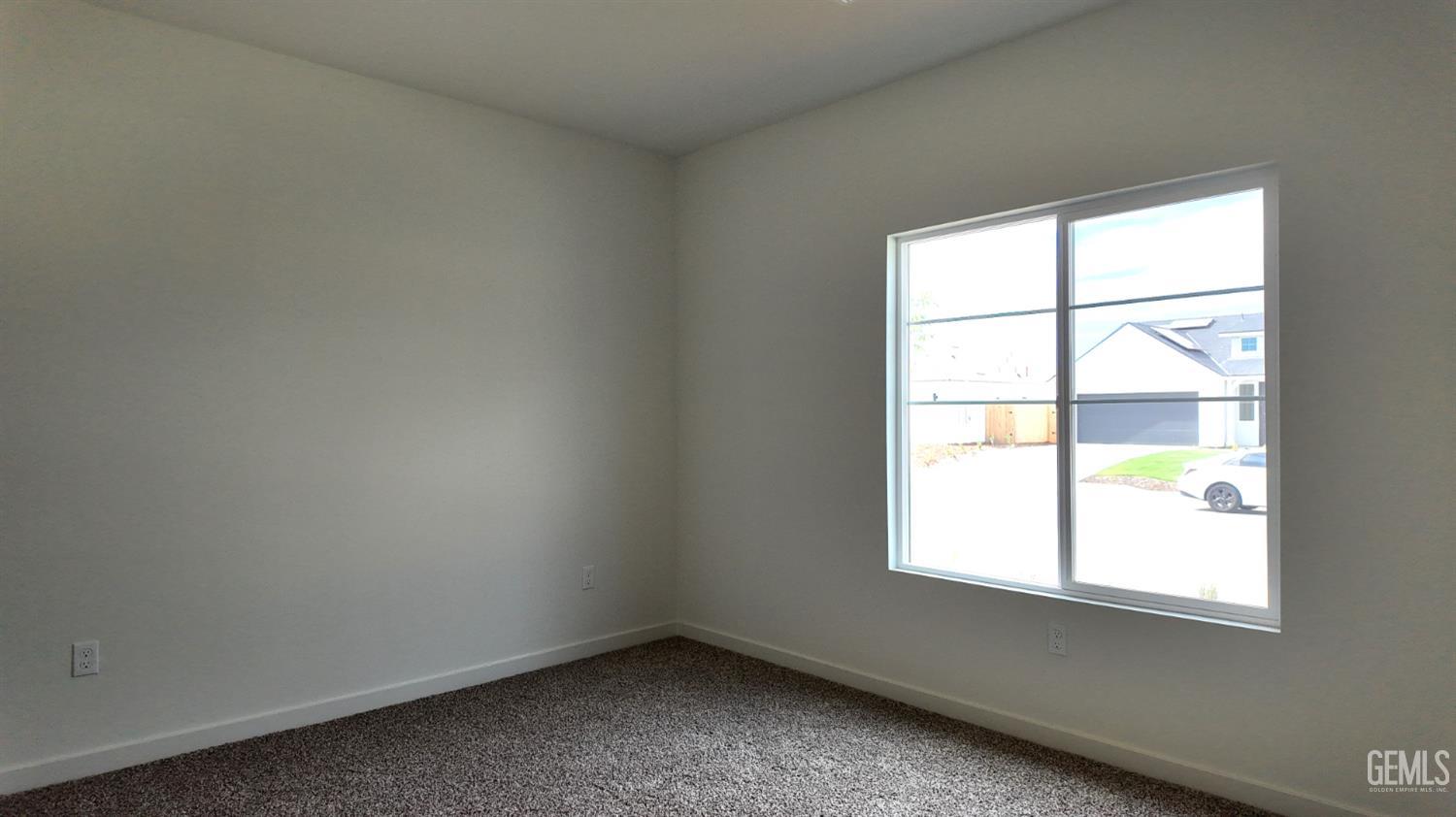 10715 Tatuk Way — photo 8