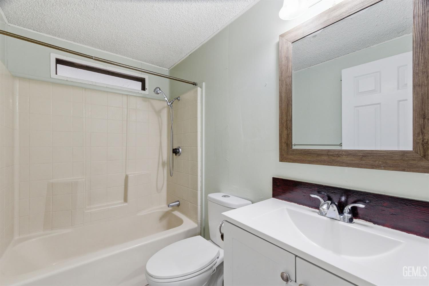 1301 Taft Hwy — photo 40