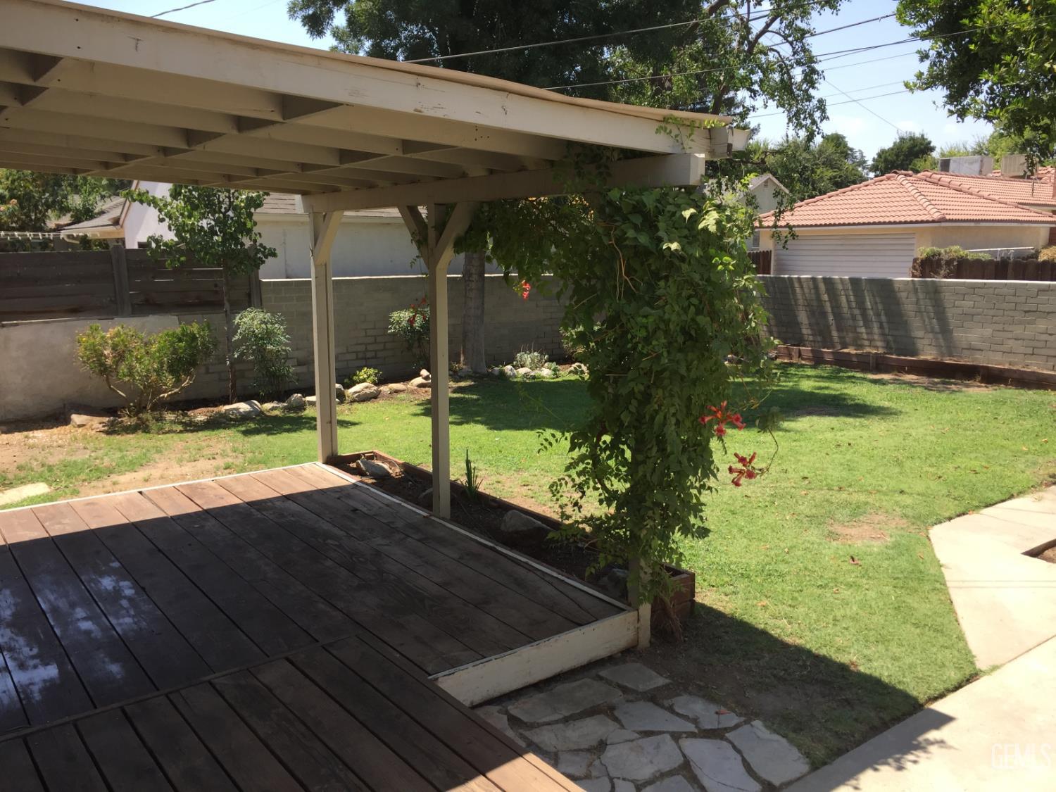 2915 Pine Street — photo 14