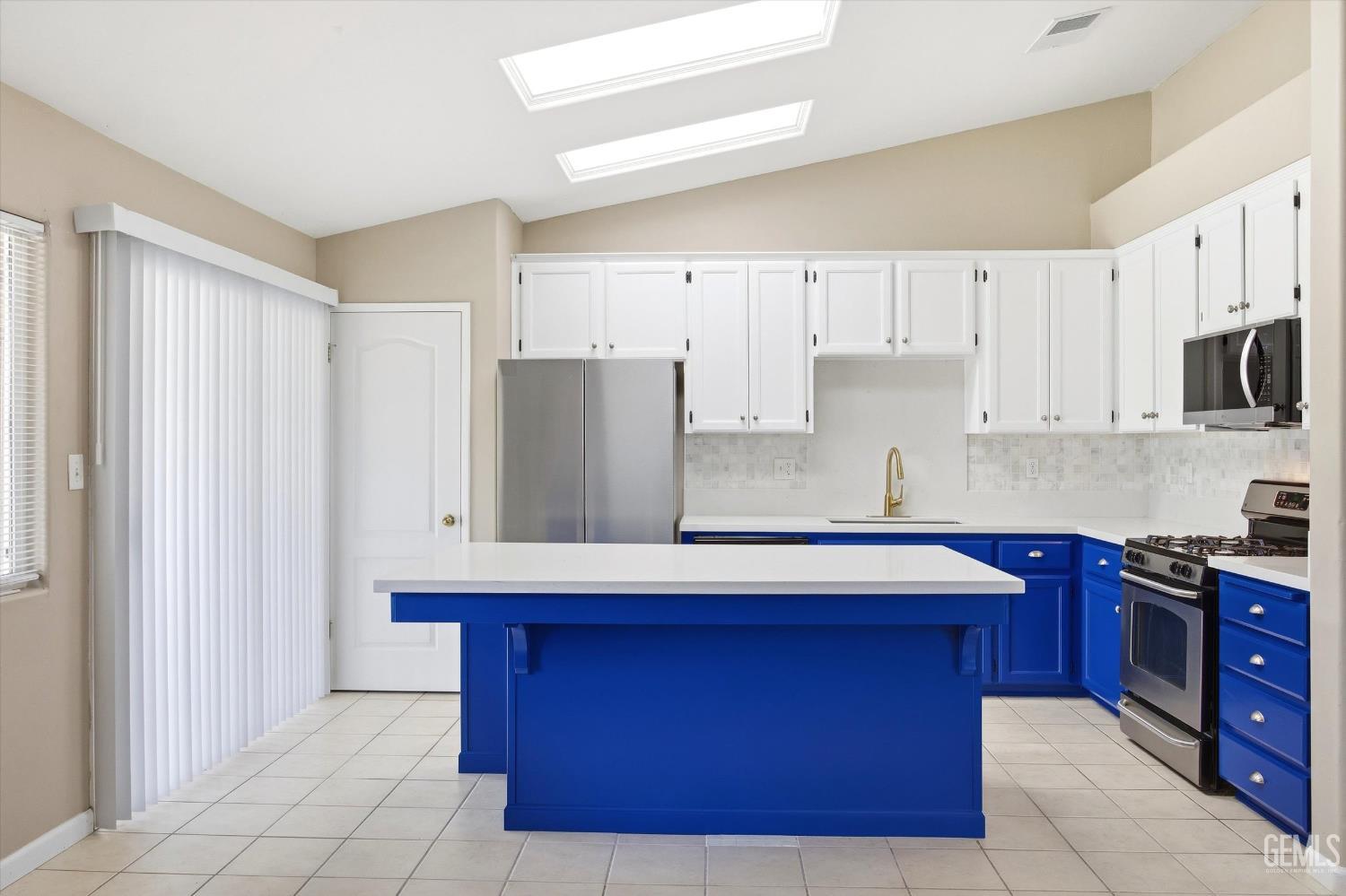 10110 Pyramid Peak Drive — photo 13
