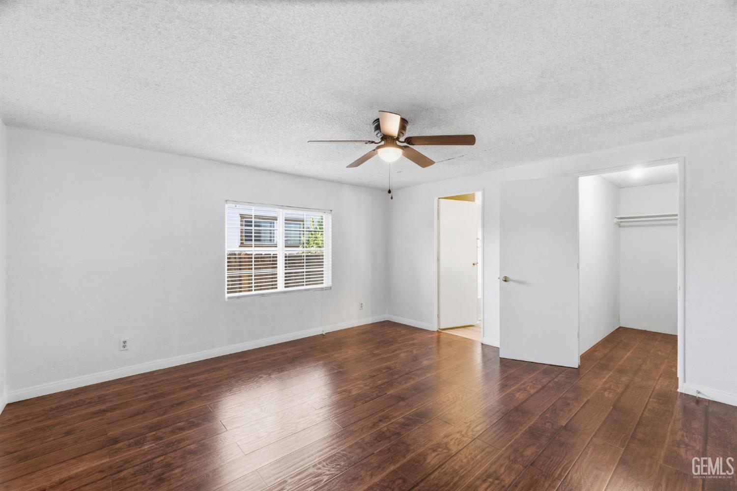 1301 Taft Hwy — photo 30