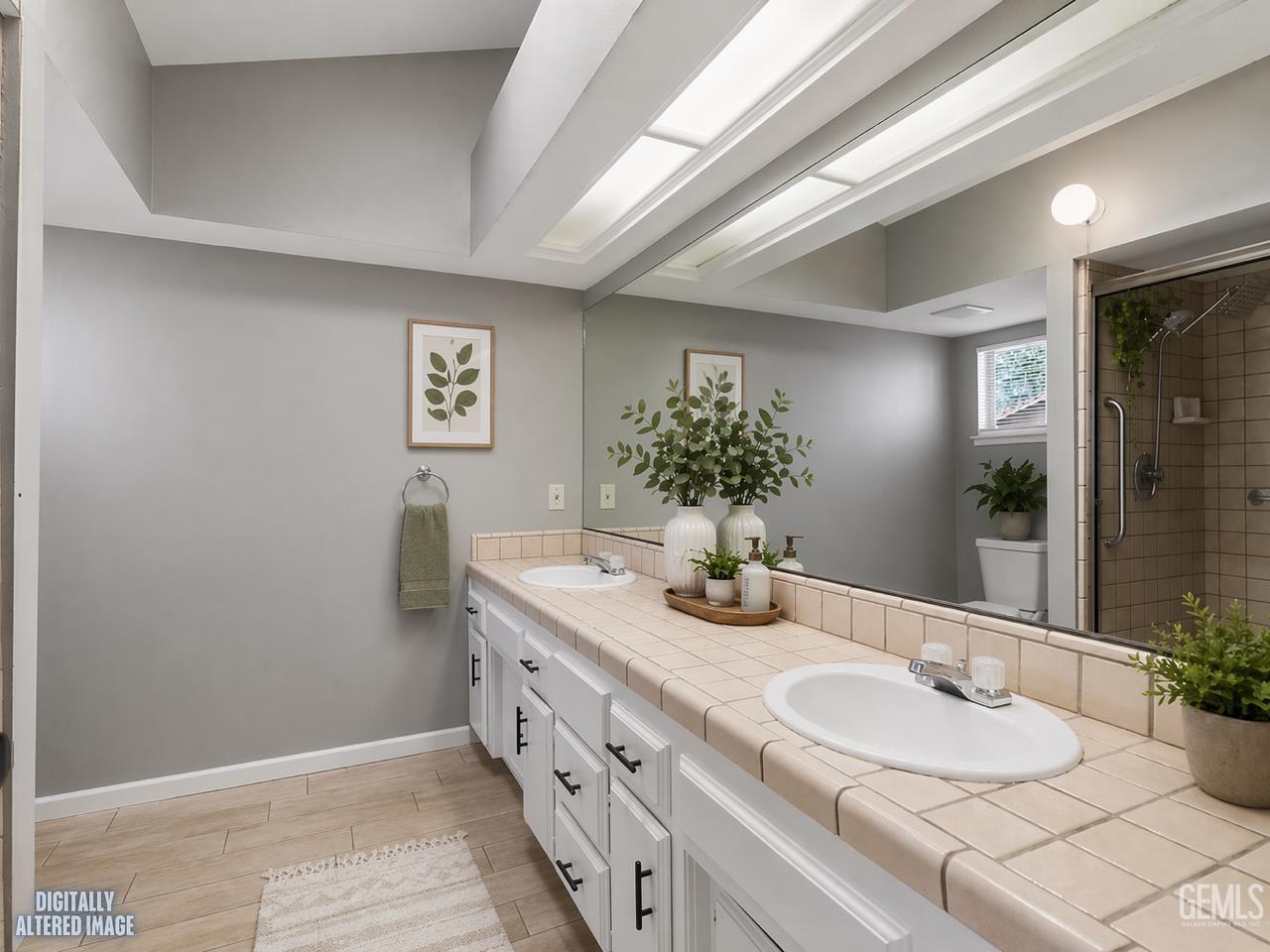 4200 Ryder Lane — photo 35