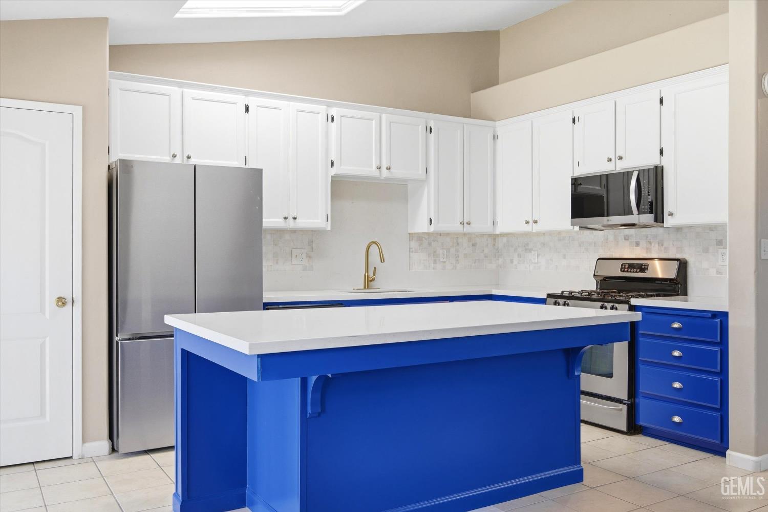 10110 Pyramid Peak Drive — photo 12