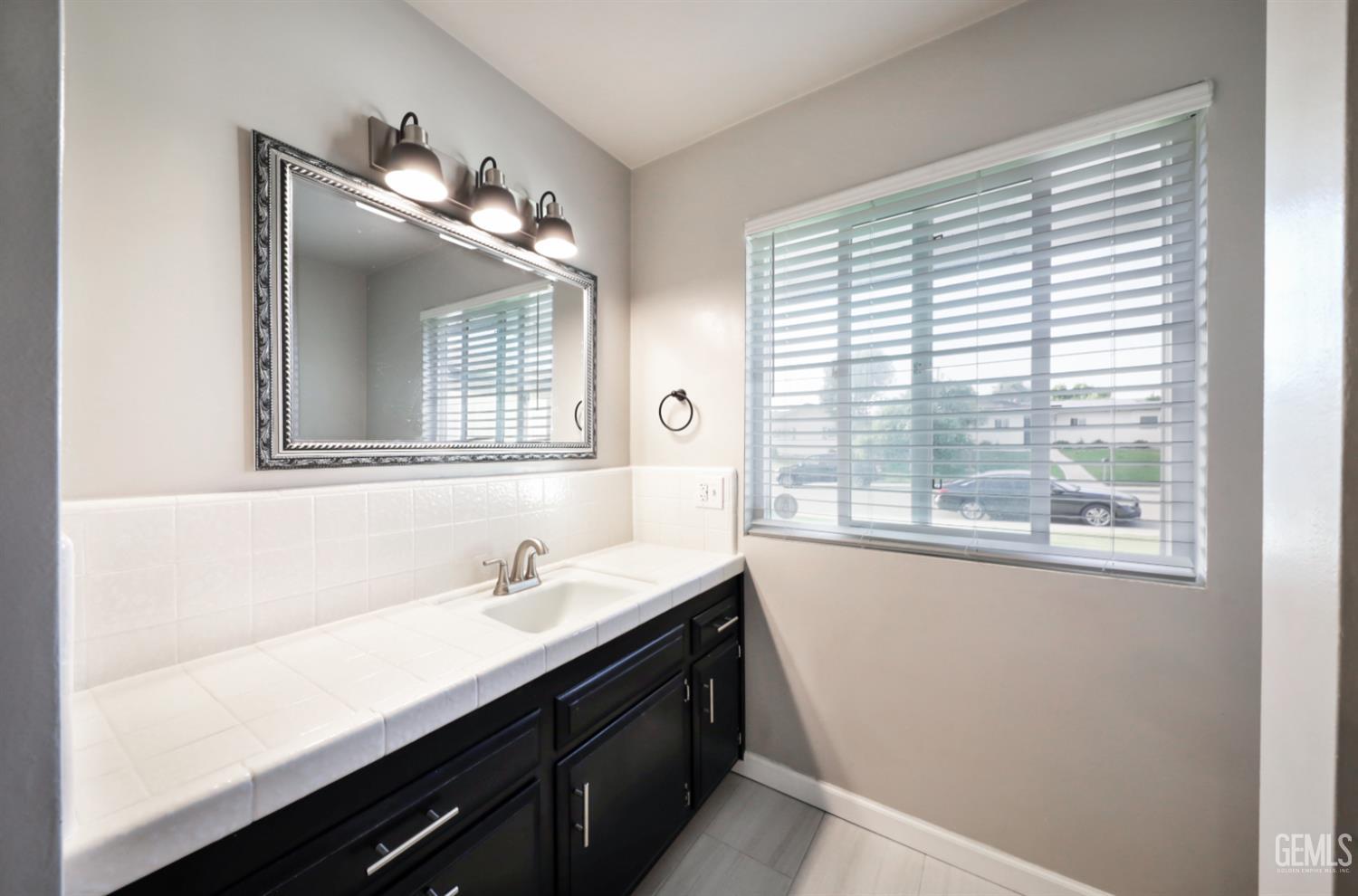 3207 Candlewood Drive — photo 7