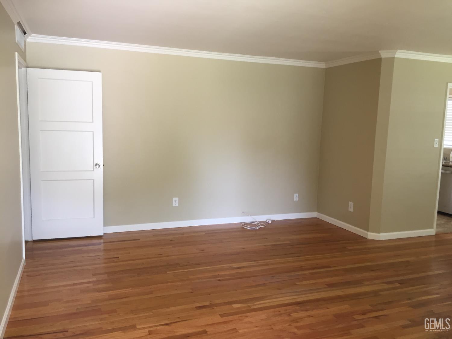 2915 Pine Street — photo 3