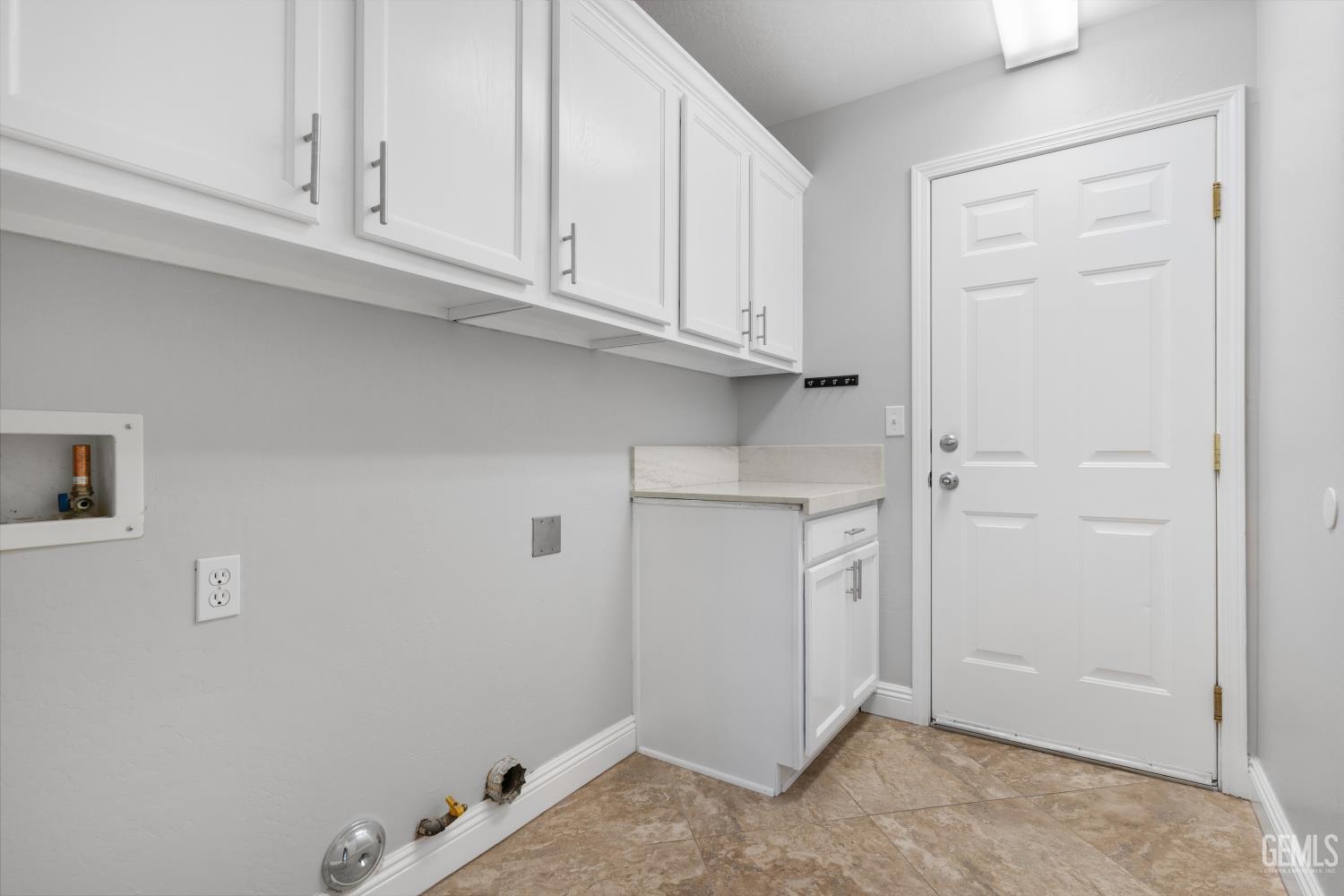 2418 Brazil Avenue — photo 11
