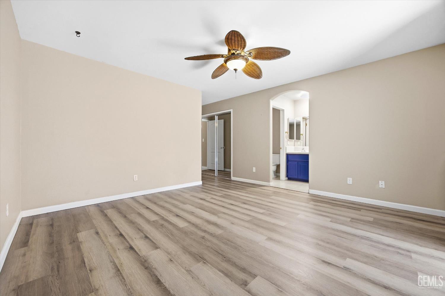 10110 Pyramid Peak Drive — photo 20