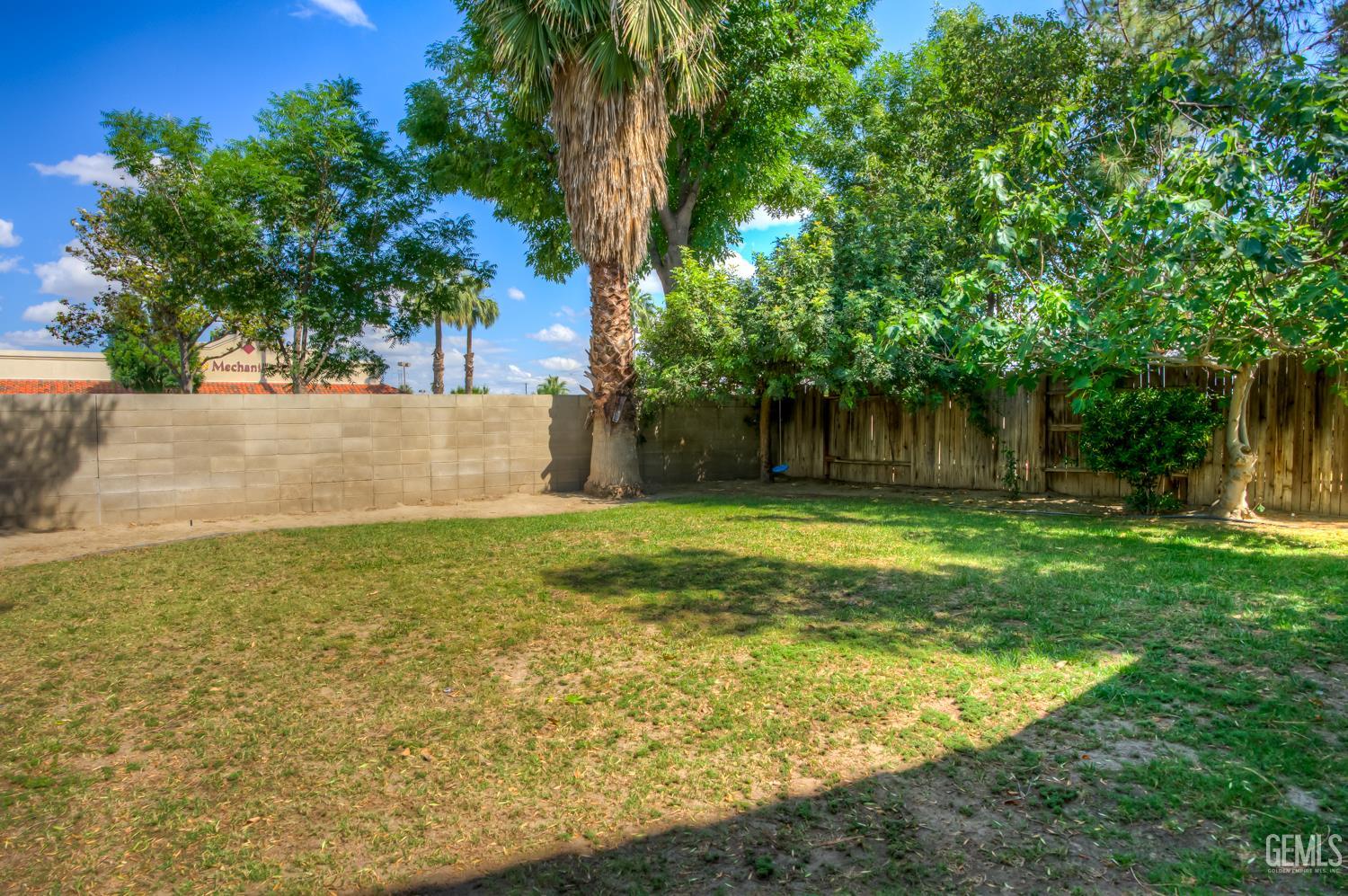 4004 Amur Maple Drive — photo 30