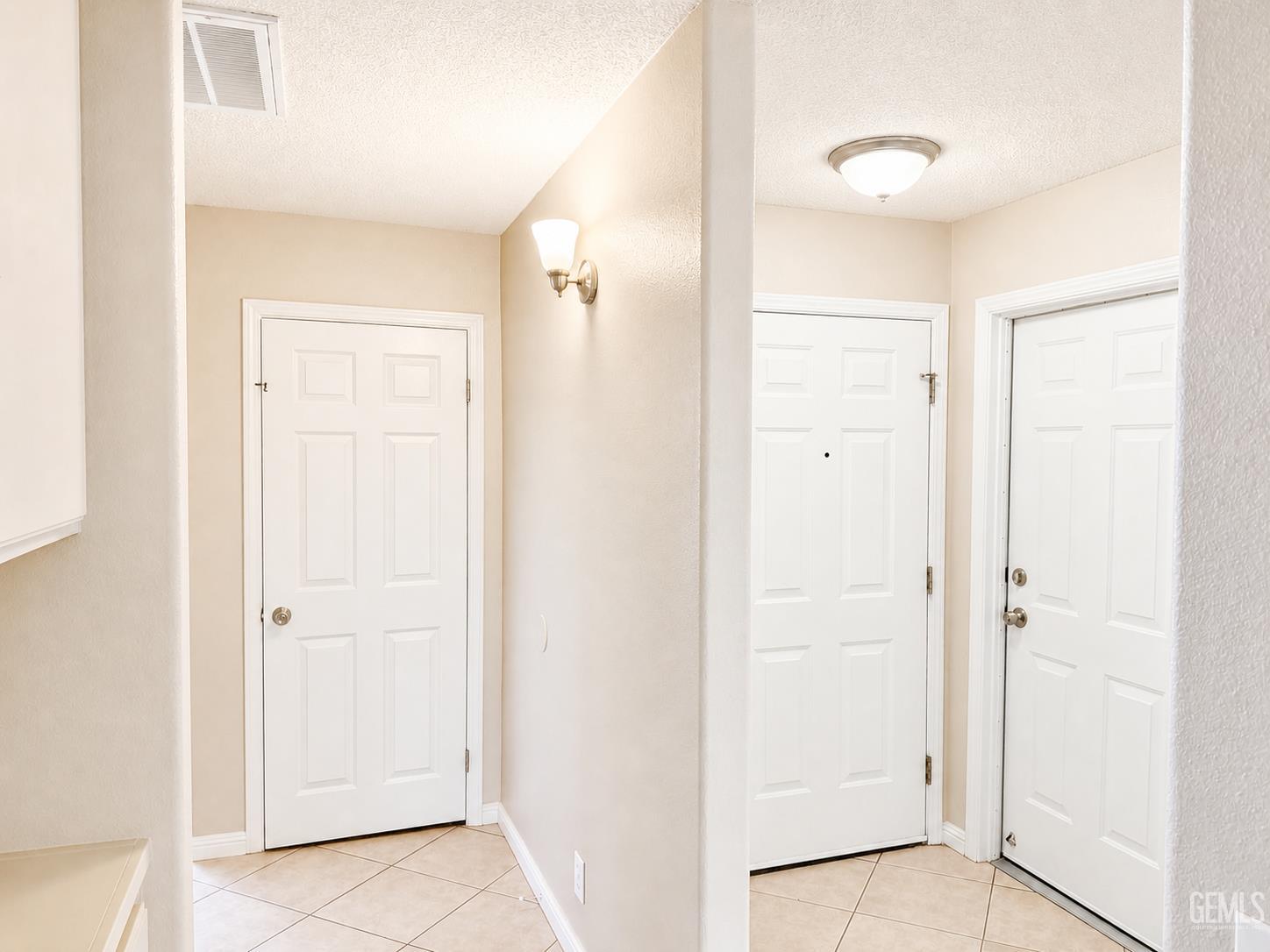 3125 Silver Spur Way — photo 10