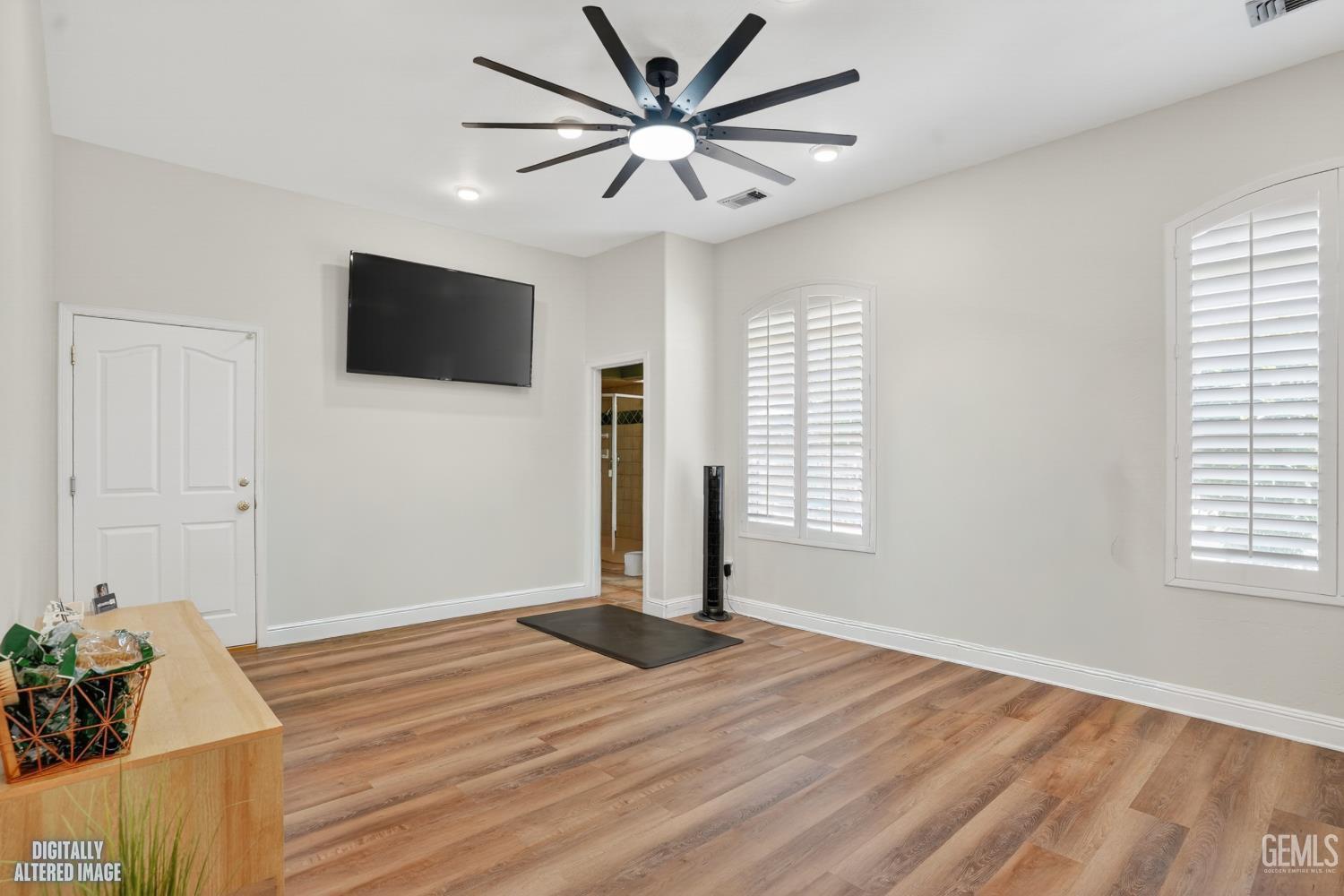 4906 Palisades Circle — photo 28