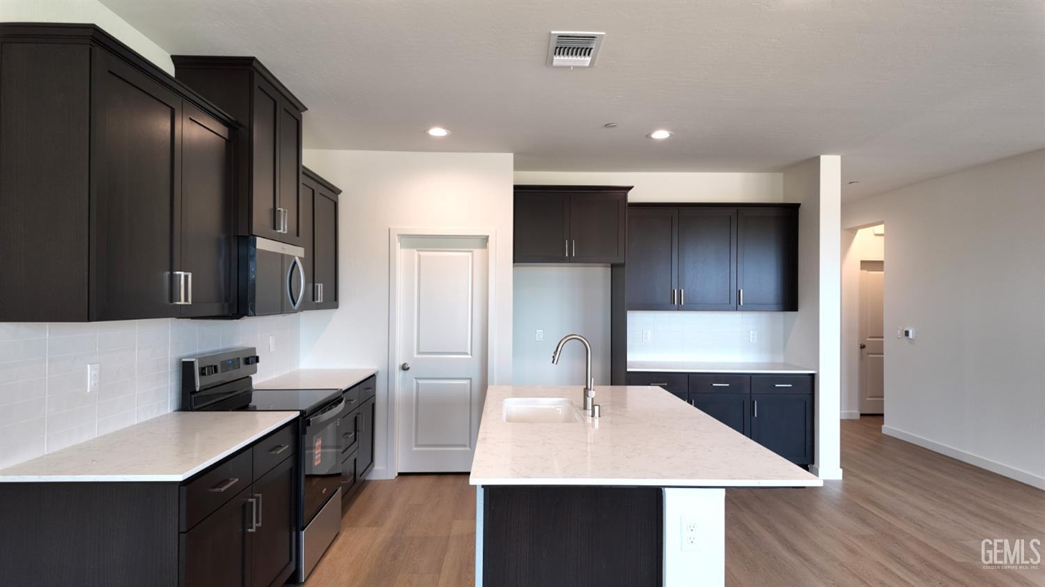 10715 Tatuk Way — photo 4