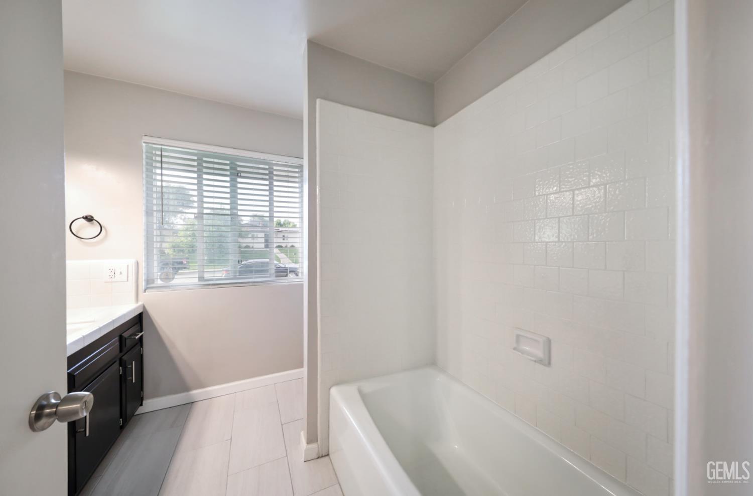 3207 Candlewood Drive — photo 6