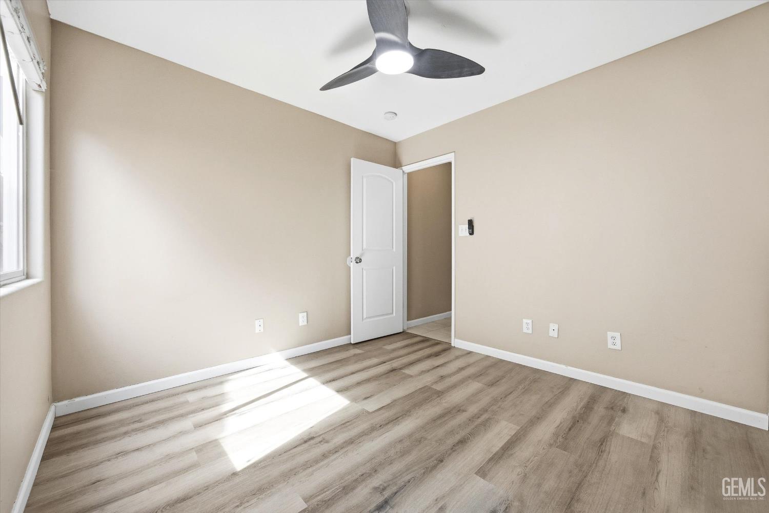 10110 Pyramid Peak Drive — photo 23