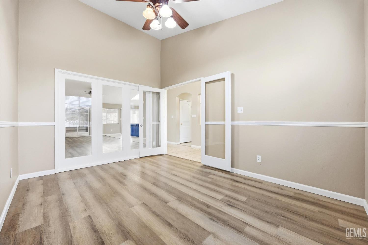10110 Pyramid Peak Drive — photo 18
