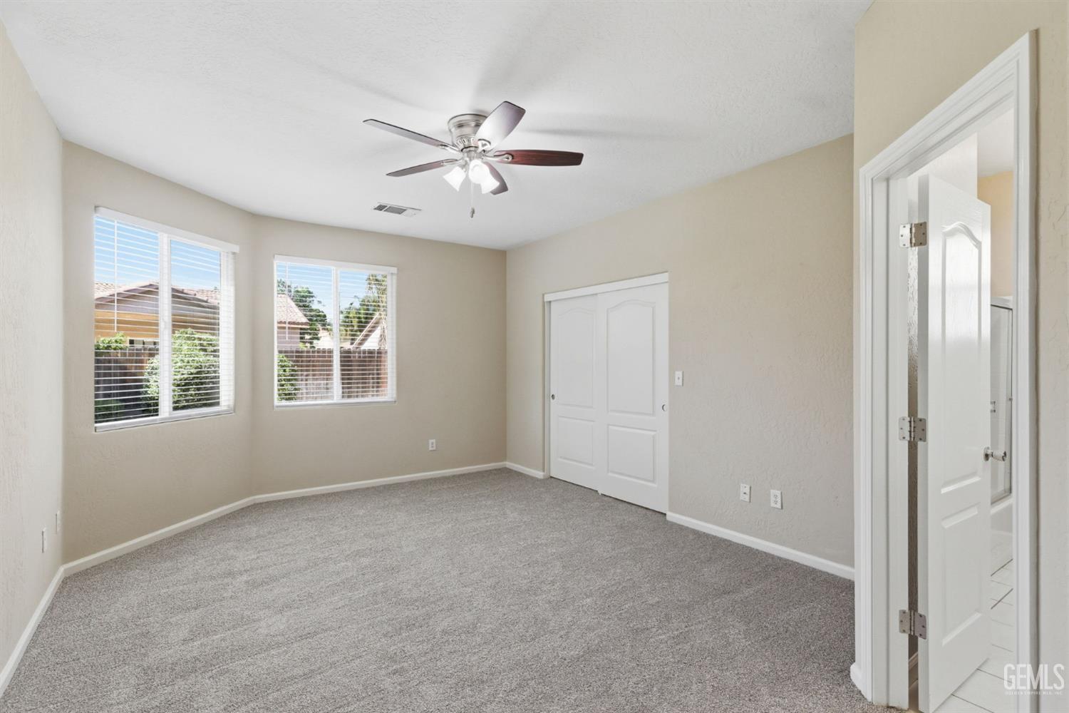 10904 Lewelling Street — photo 13