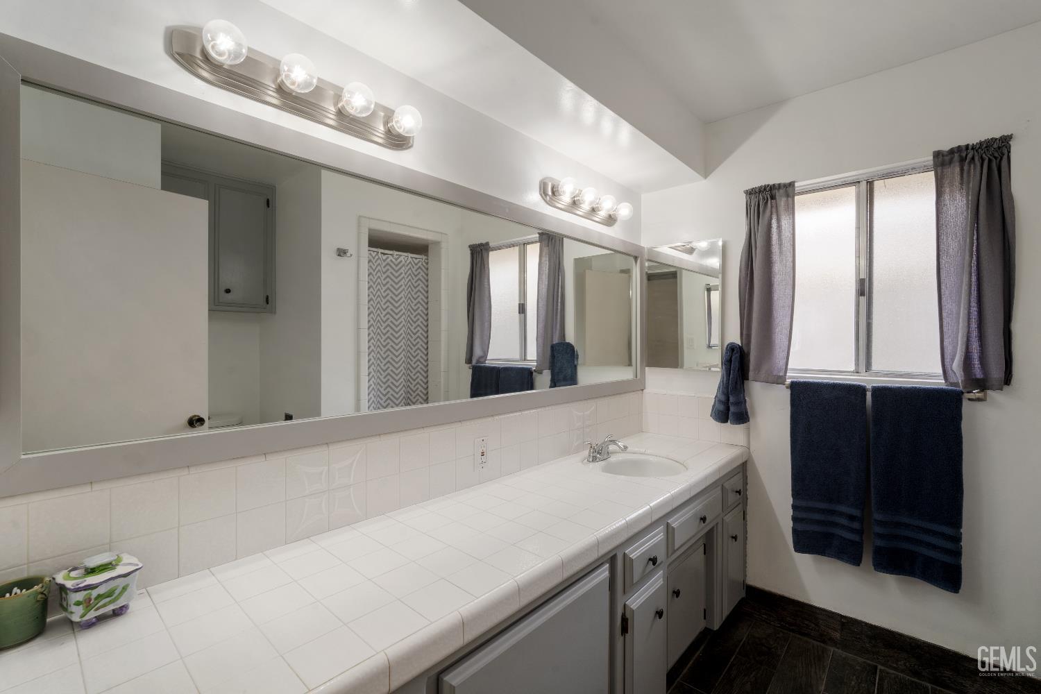 7916 Olive Drive — photo 13