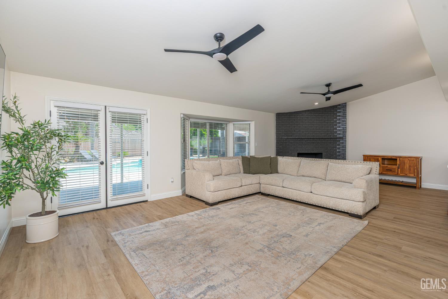 11123 Coachlight Court — photo 5