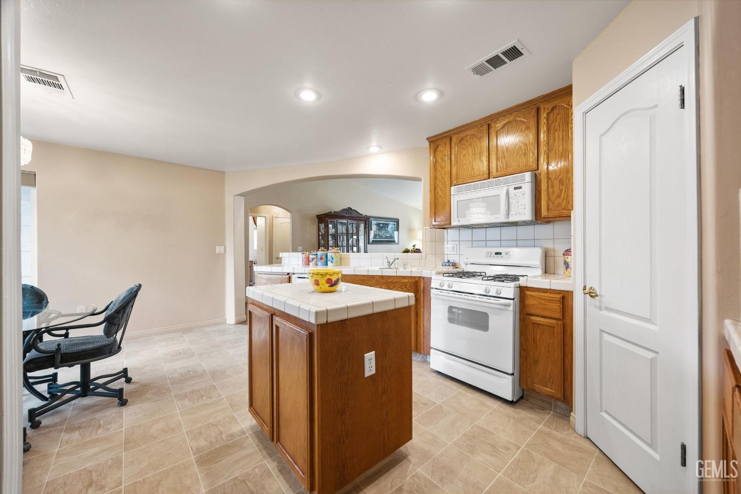232 Camwood Avenue — photo 30