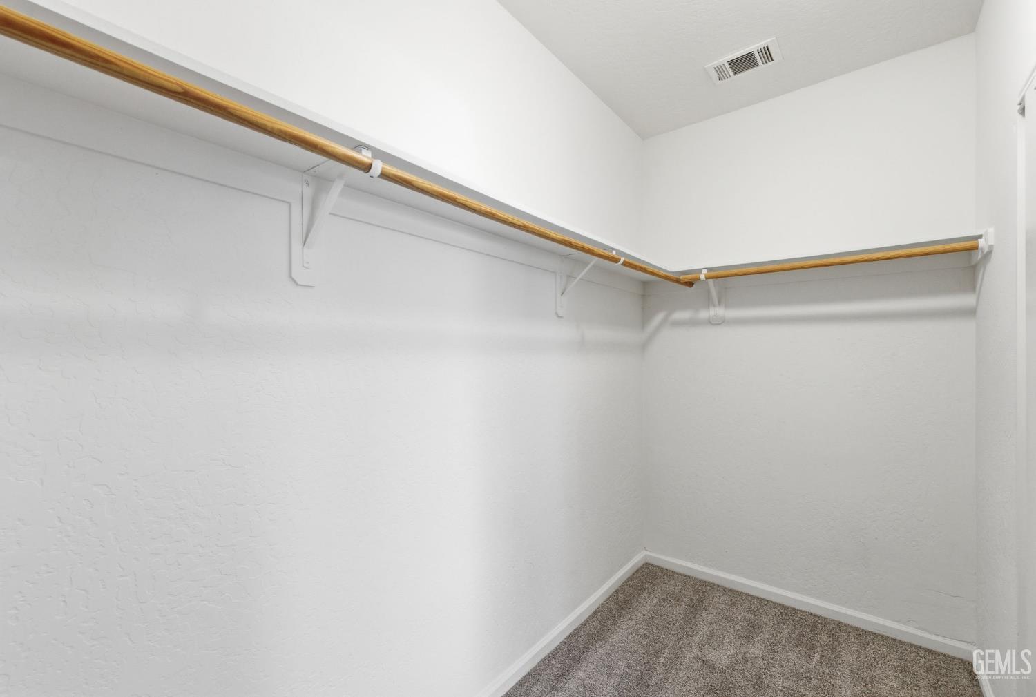 10904 Lewelling Street — photo 16