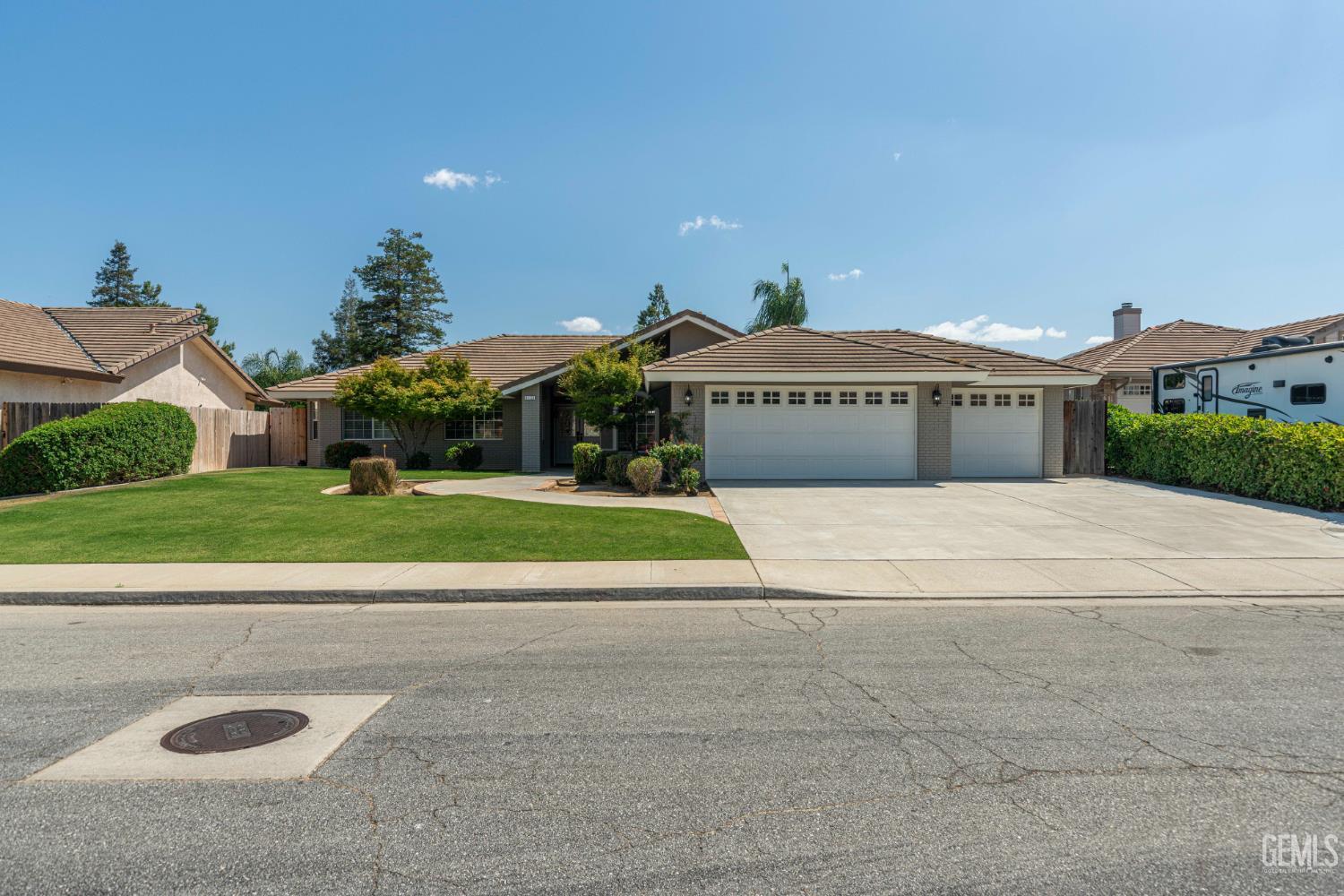 11123 Coachlight Court — photo 43