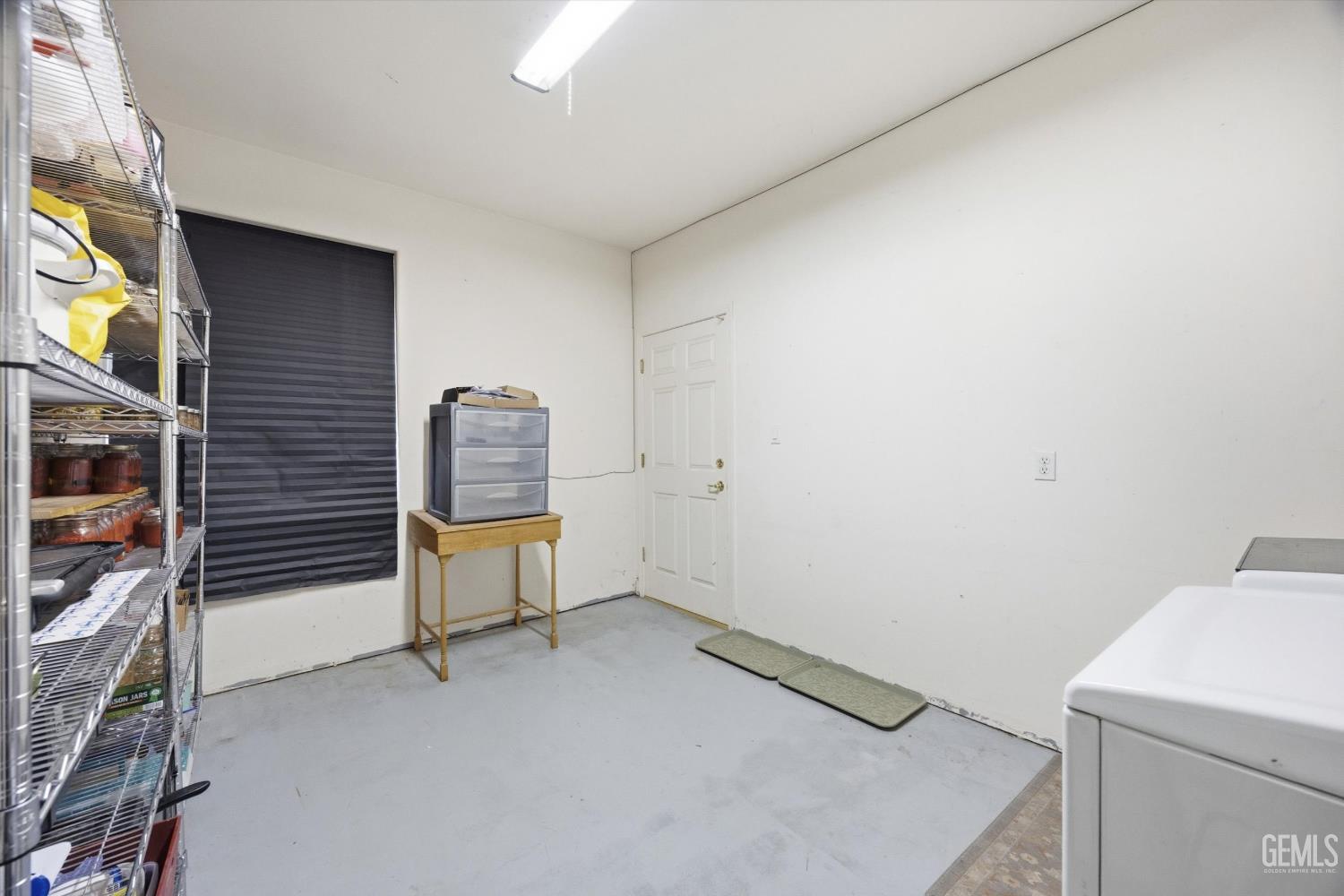 13127 Robertson Street — photo 47