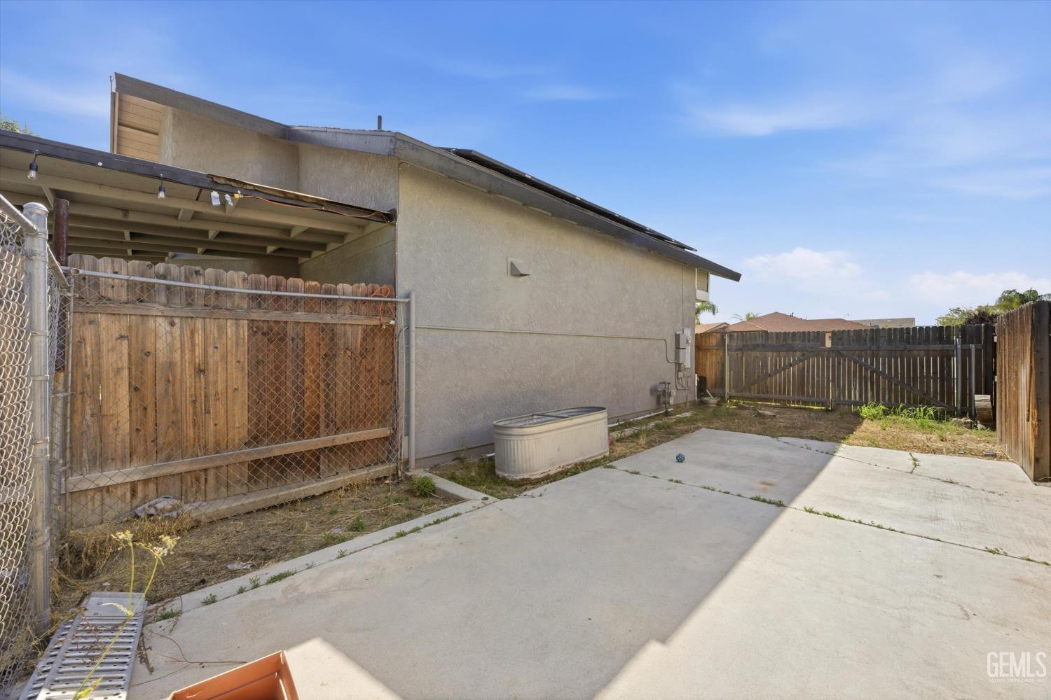 11618 Jimrik Avenue — photo 41