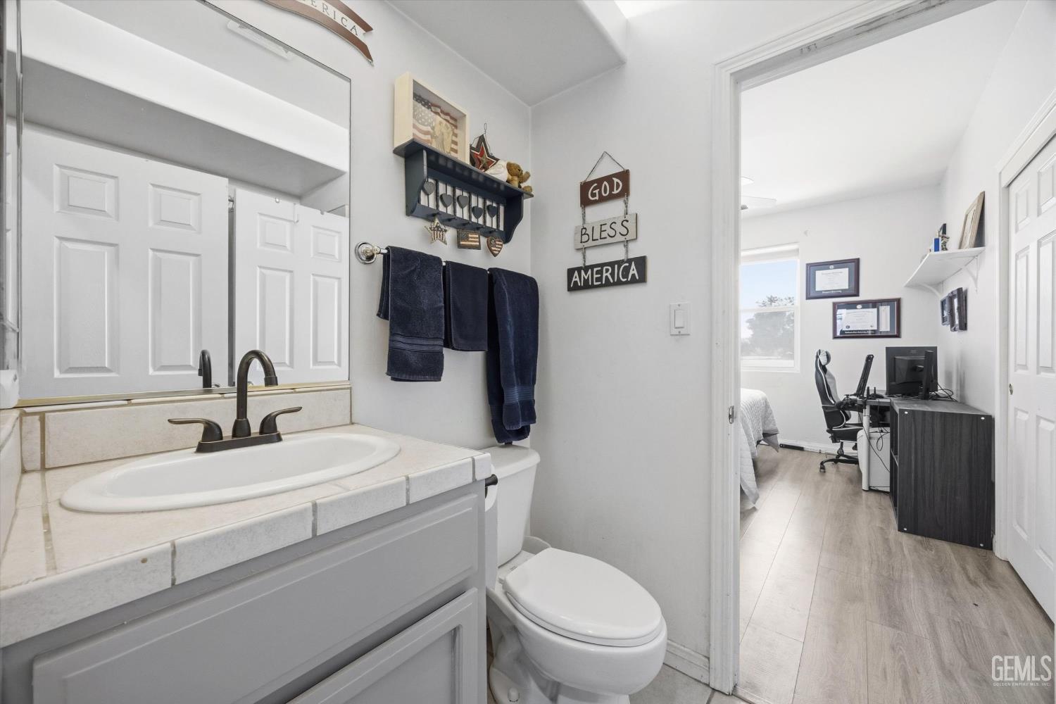 13127 Robertson Street — photo 42