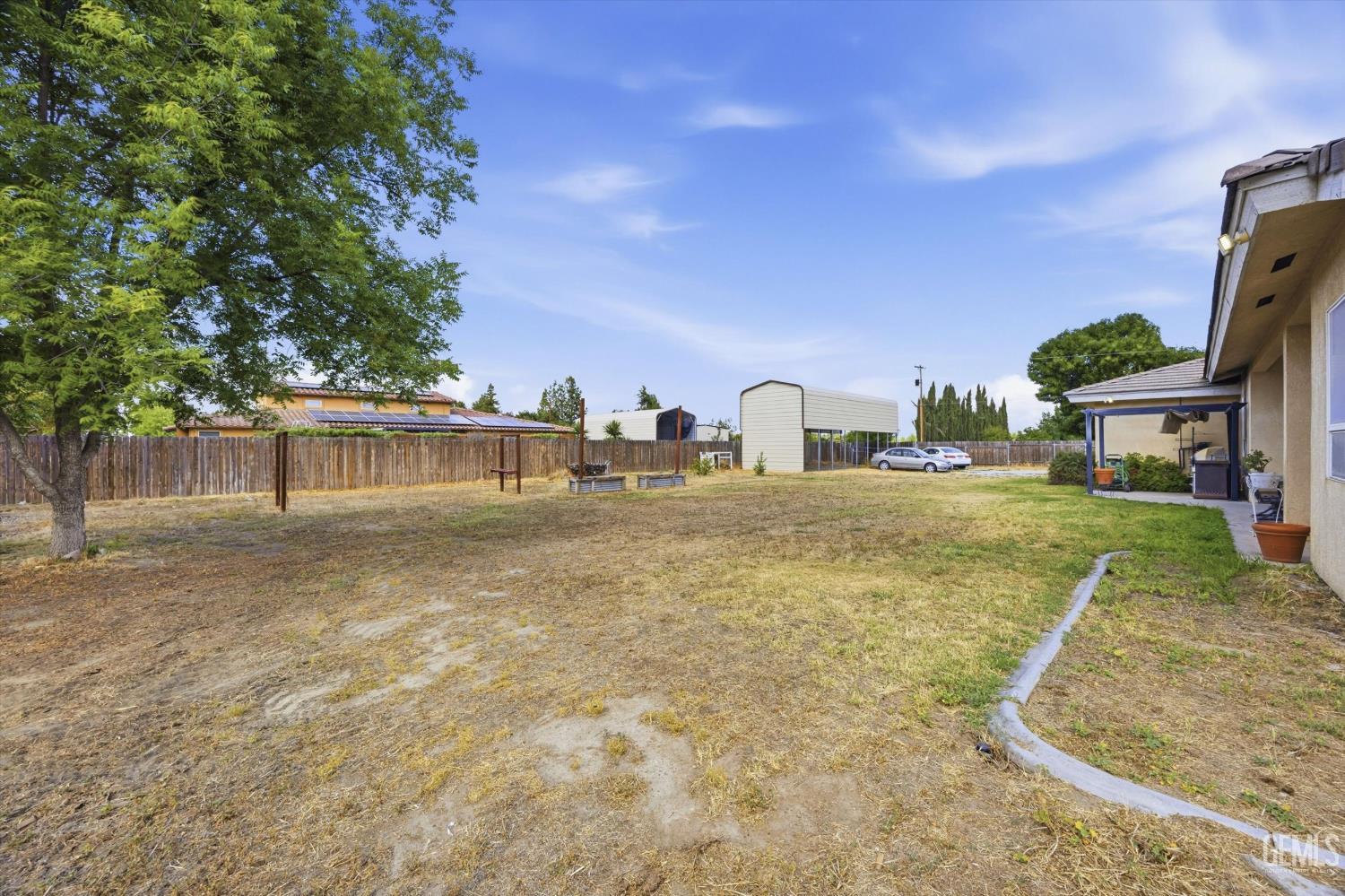 13127 Robertson Street — photo 58