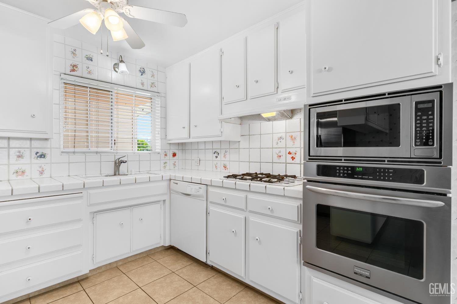 2715 Clemson Court — photo 5