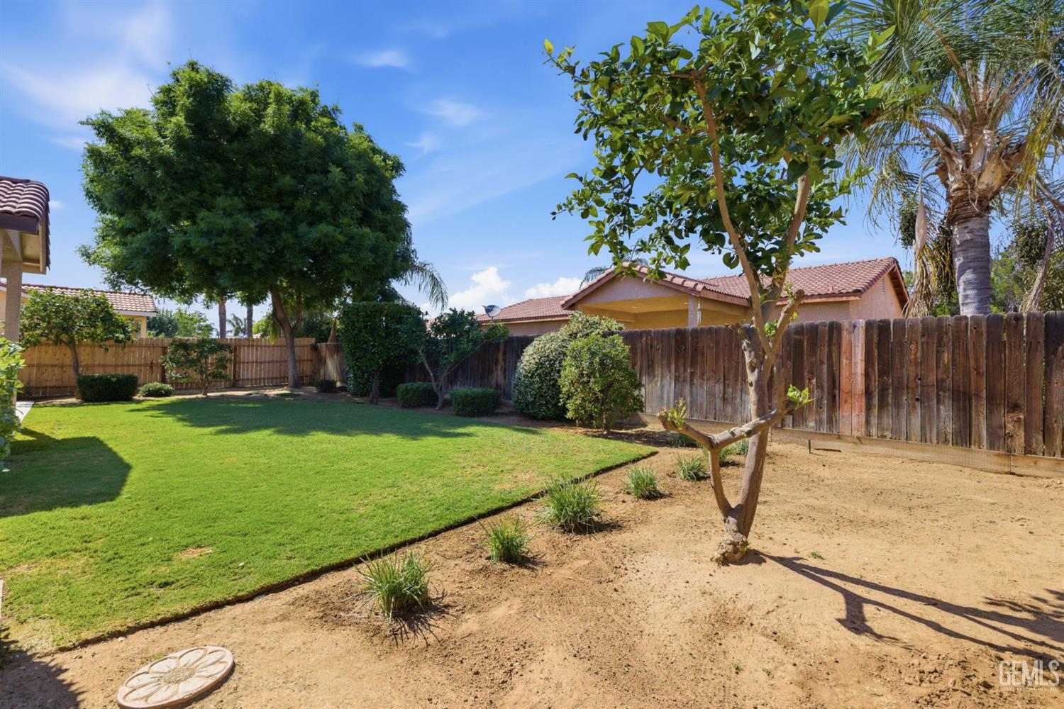 10904 Lewelling Street — photo 31