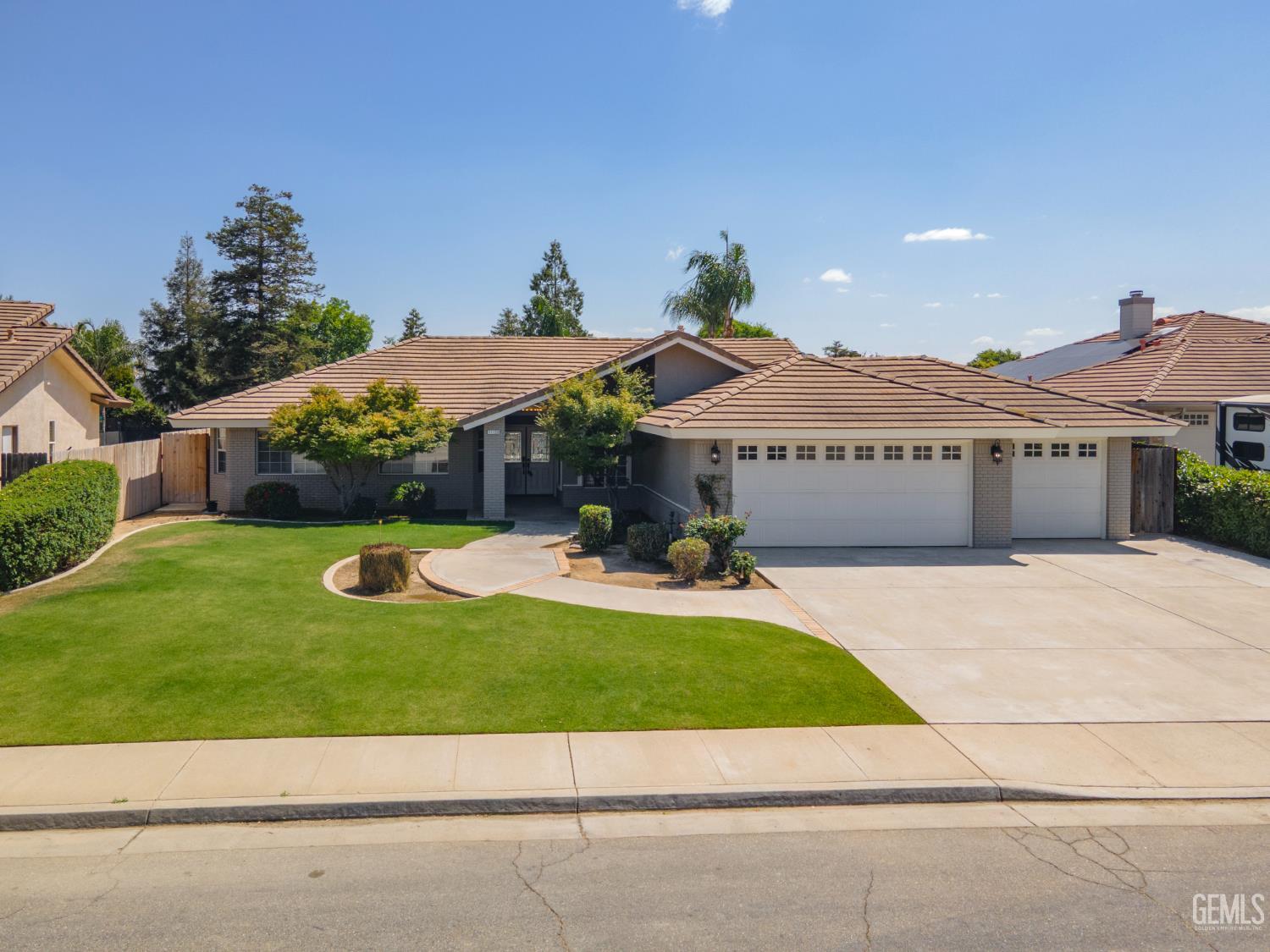 11123 Coachlight Court — photo 6