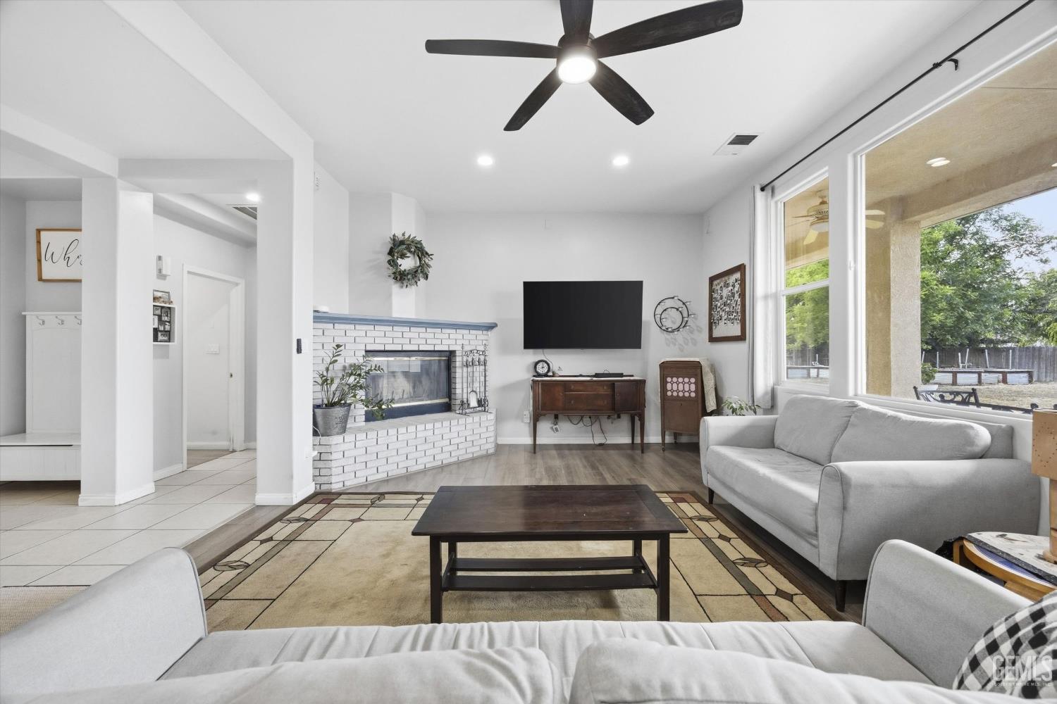 13127 Robertson Street — photo 22