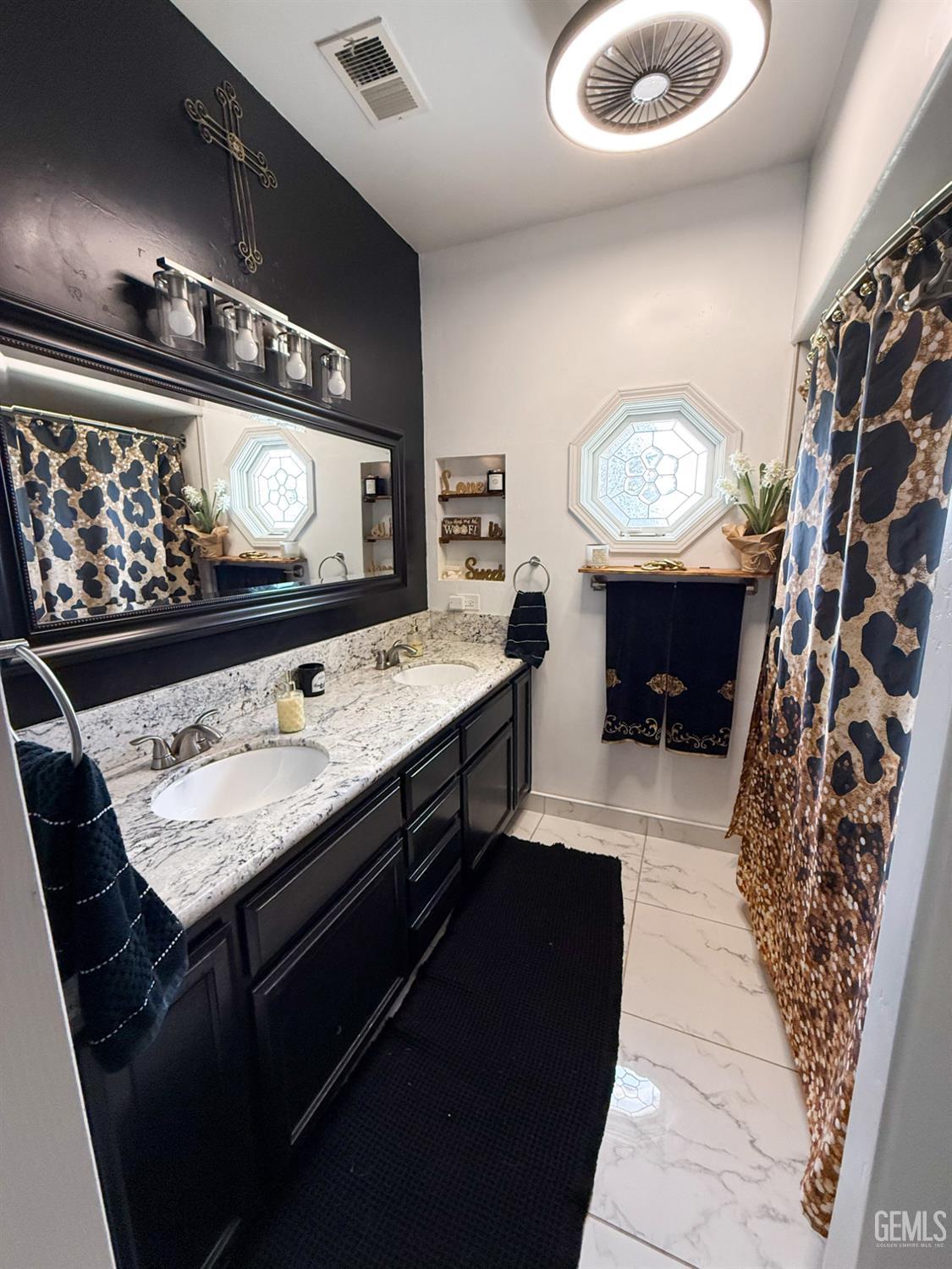 15608 Sammie Avenue — photo 31