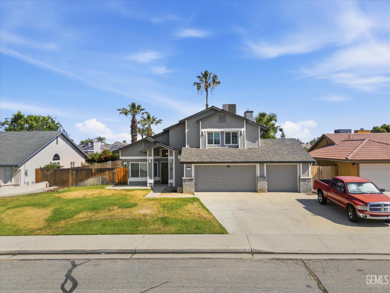 11618 Jimrik Avenue