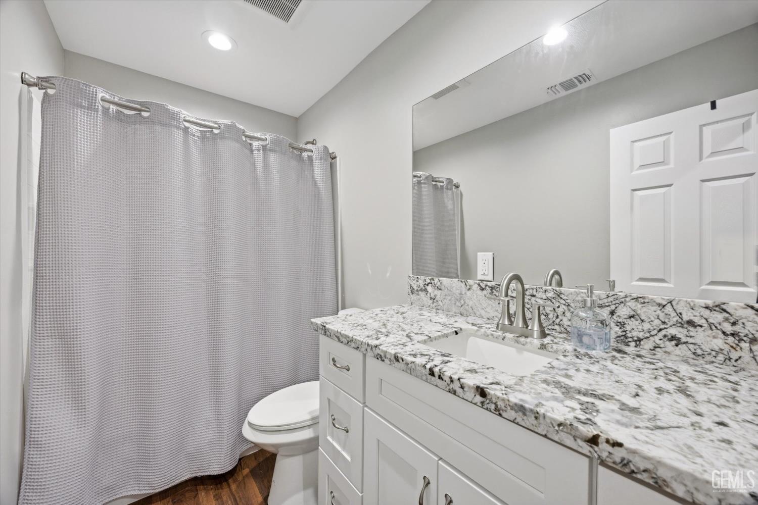 11618 Jimrik Avenue — photo 36