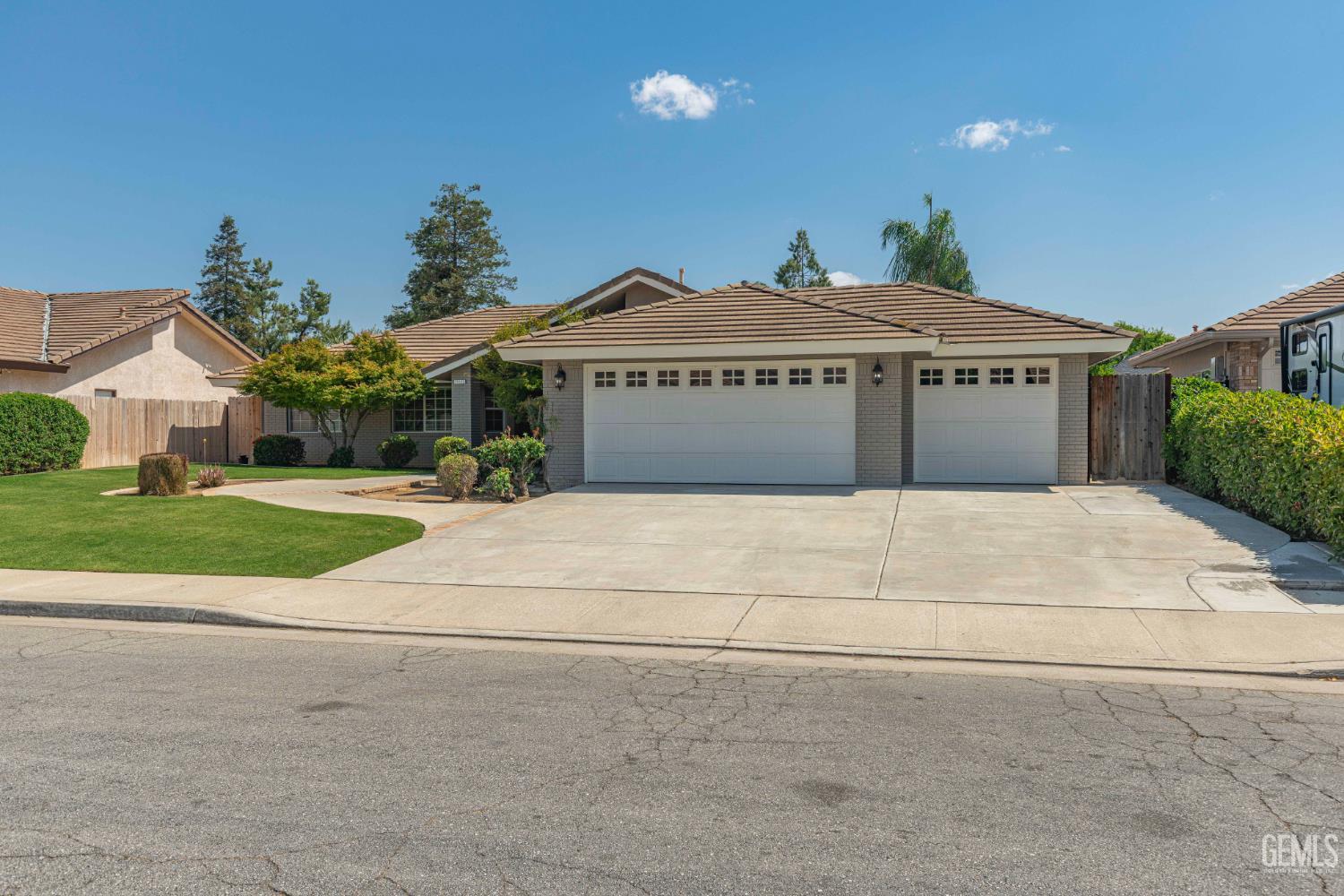 11123 Coachlight Court — photo 47