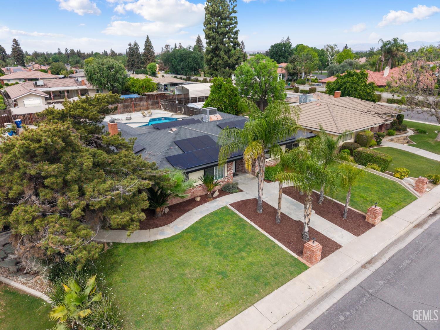 7916 Olive Drive — photo 21