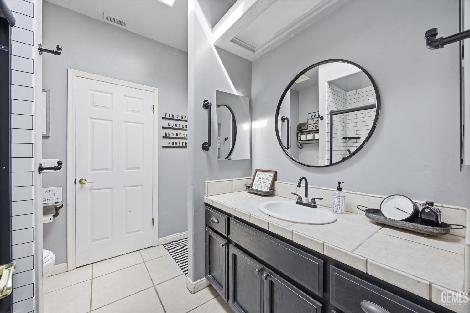 13127 Robertson Street — photo 44
