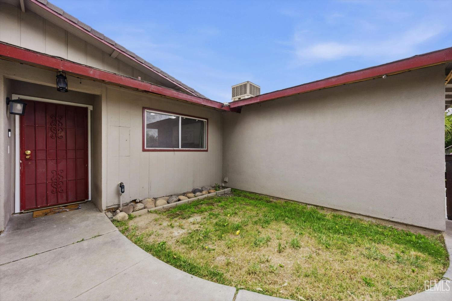 1205 McKinley Avenue — photo 3