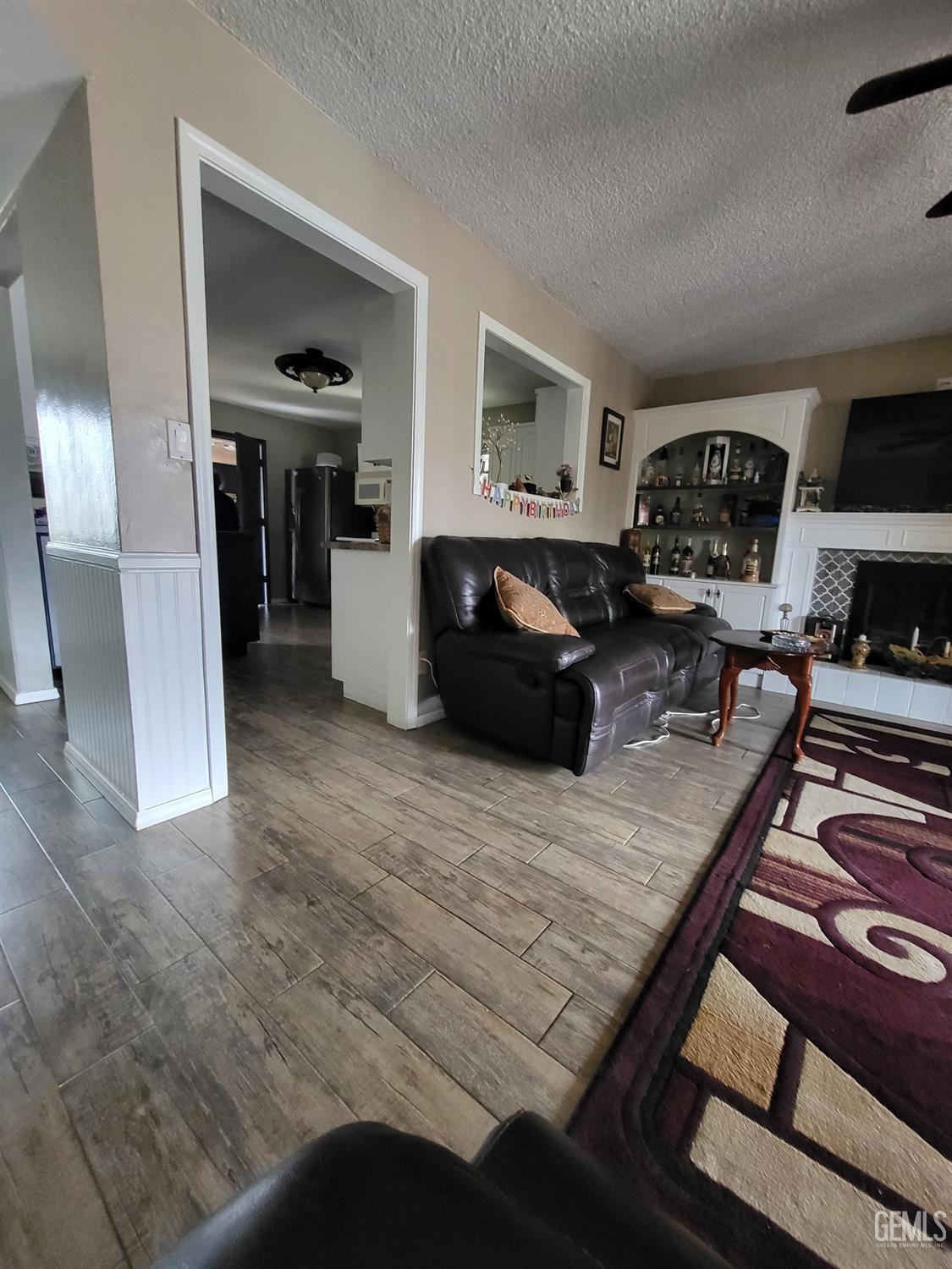 3815 Hoffman Avenue — photo 8
