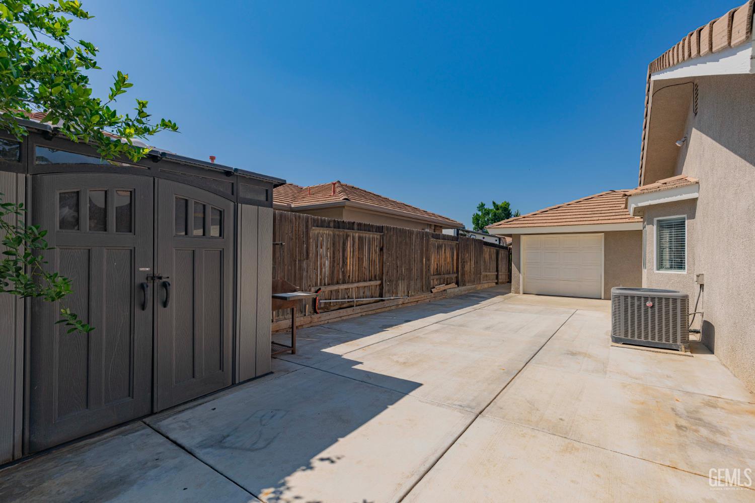 11123 Coachlight Court — photo 41