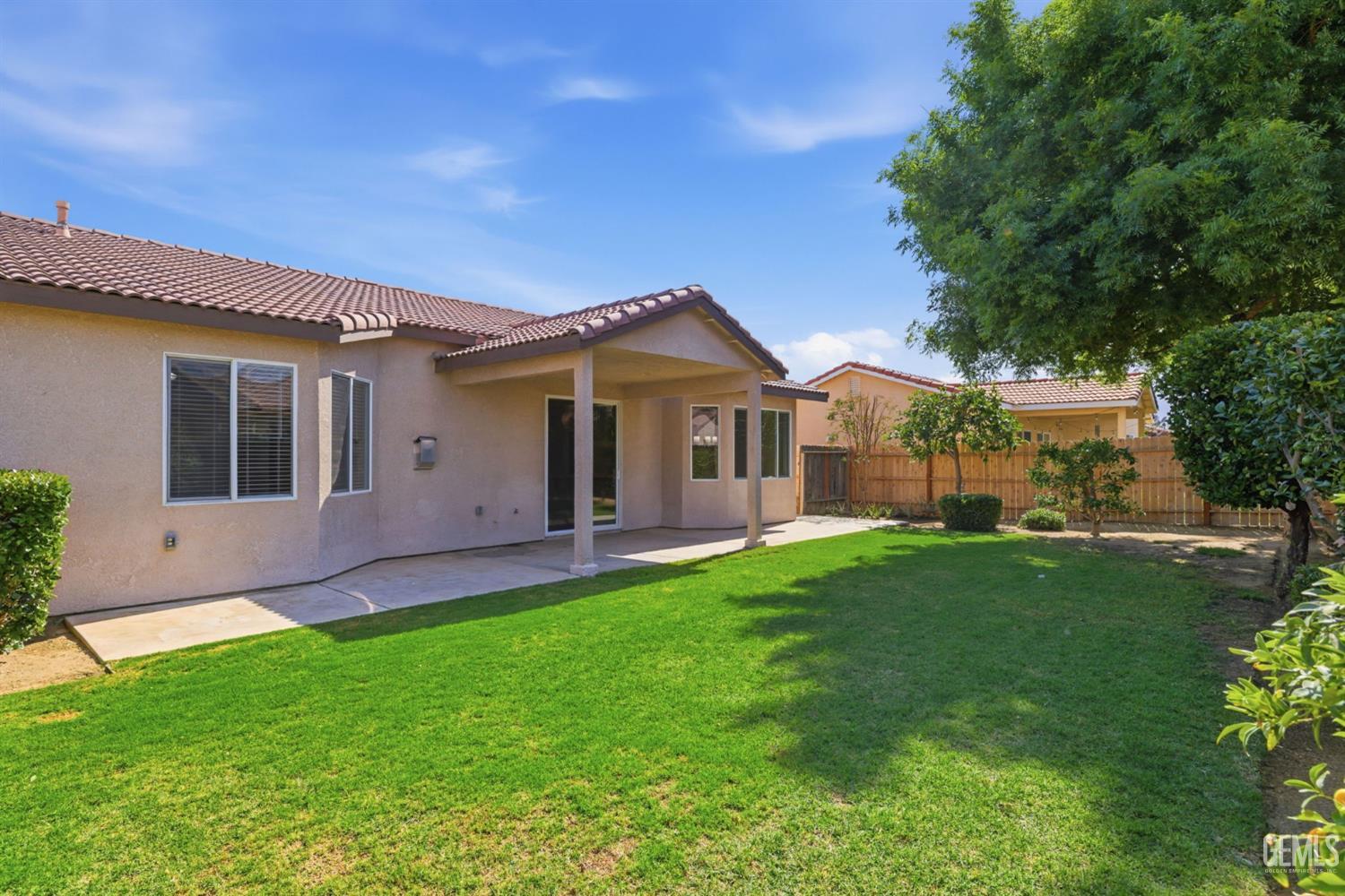 10904 Lewelling Street — photo 33