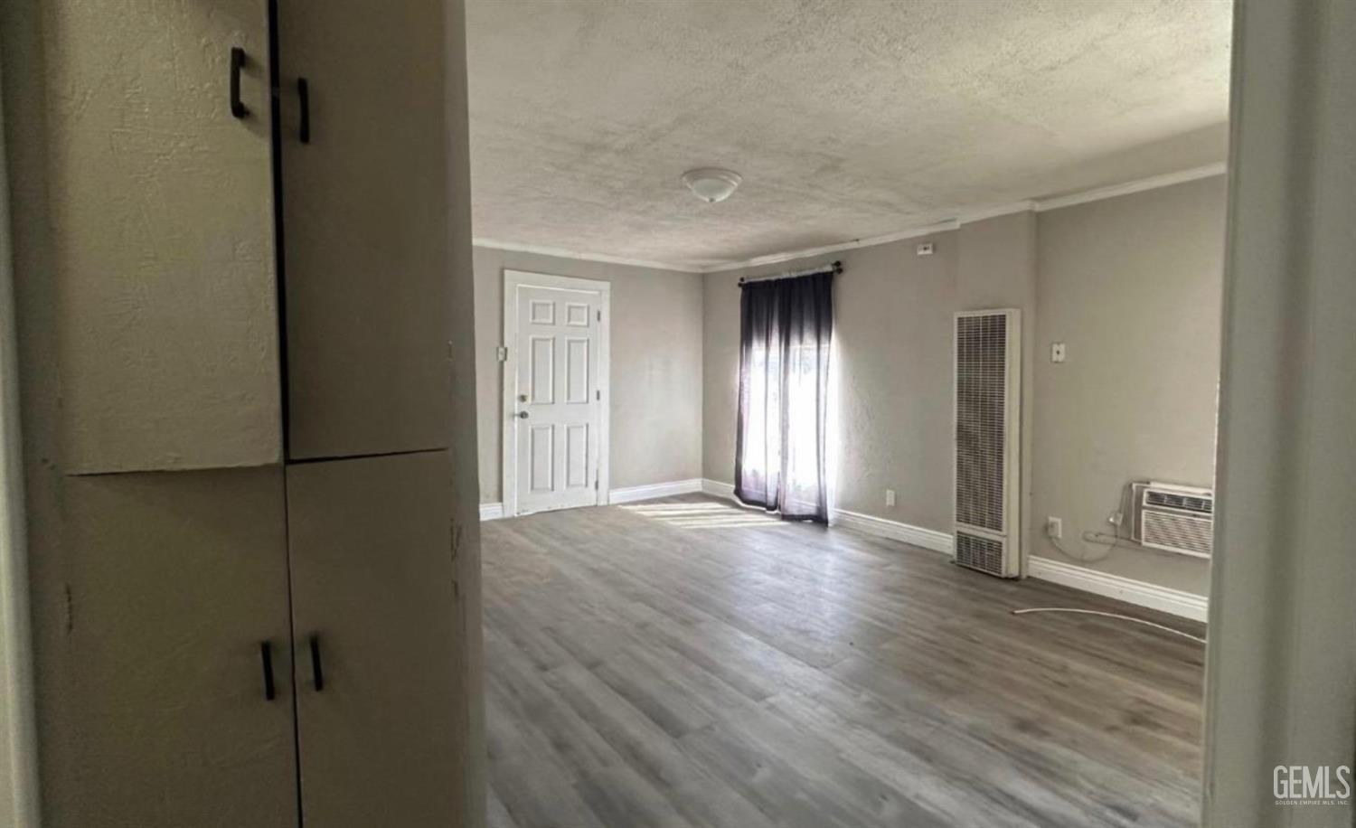 2606 N Baker Street — photo 4