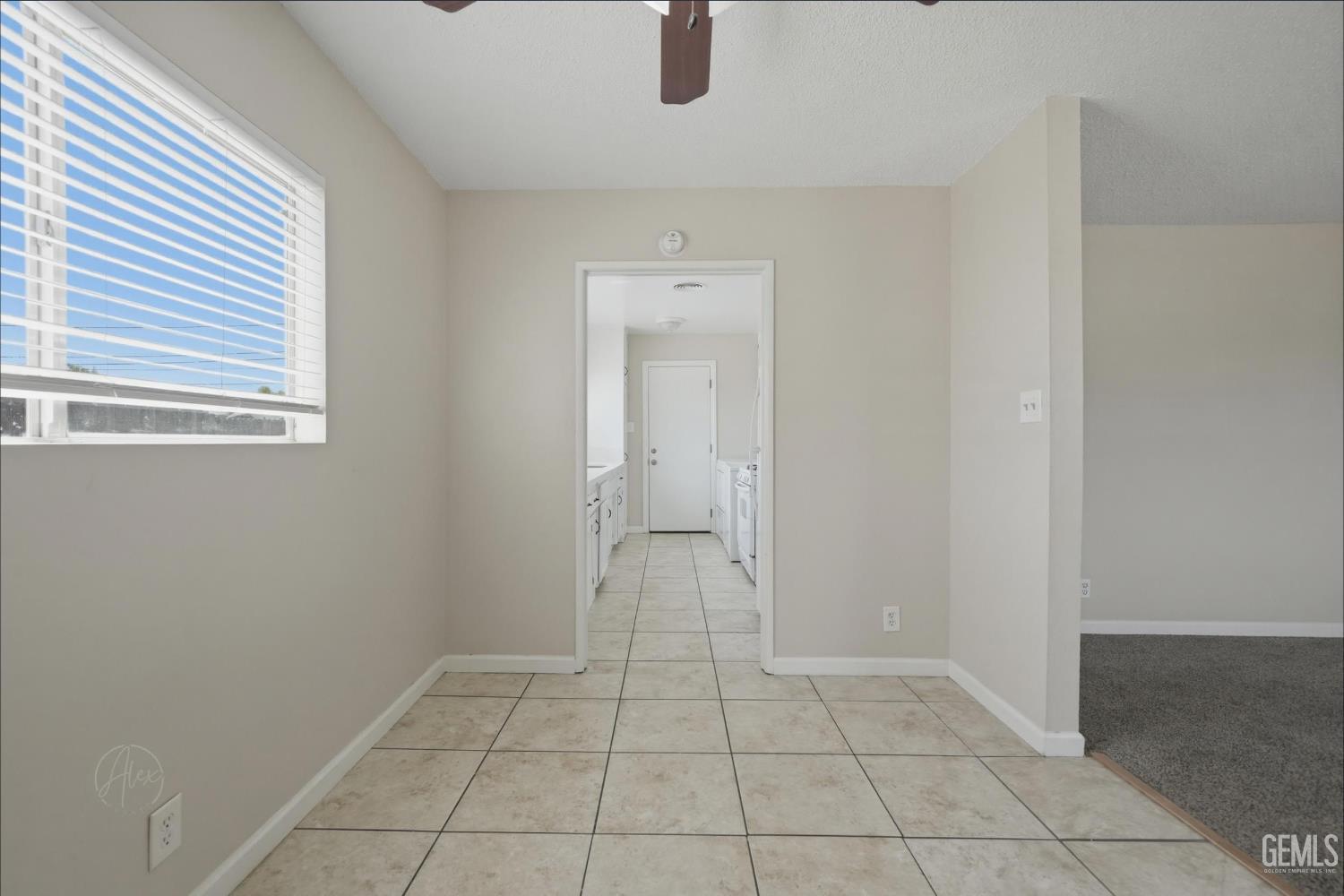 2540 Lynwood Street — photo 14
